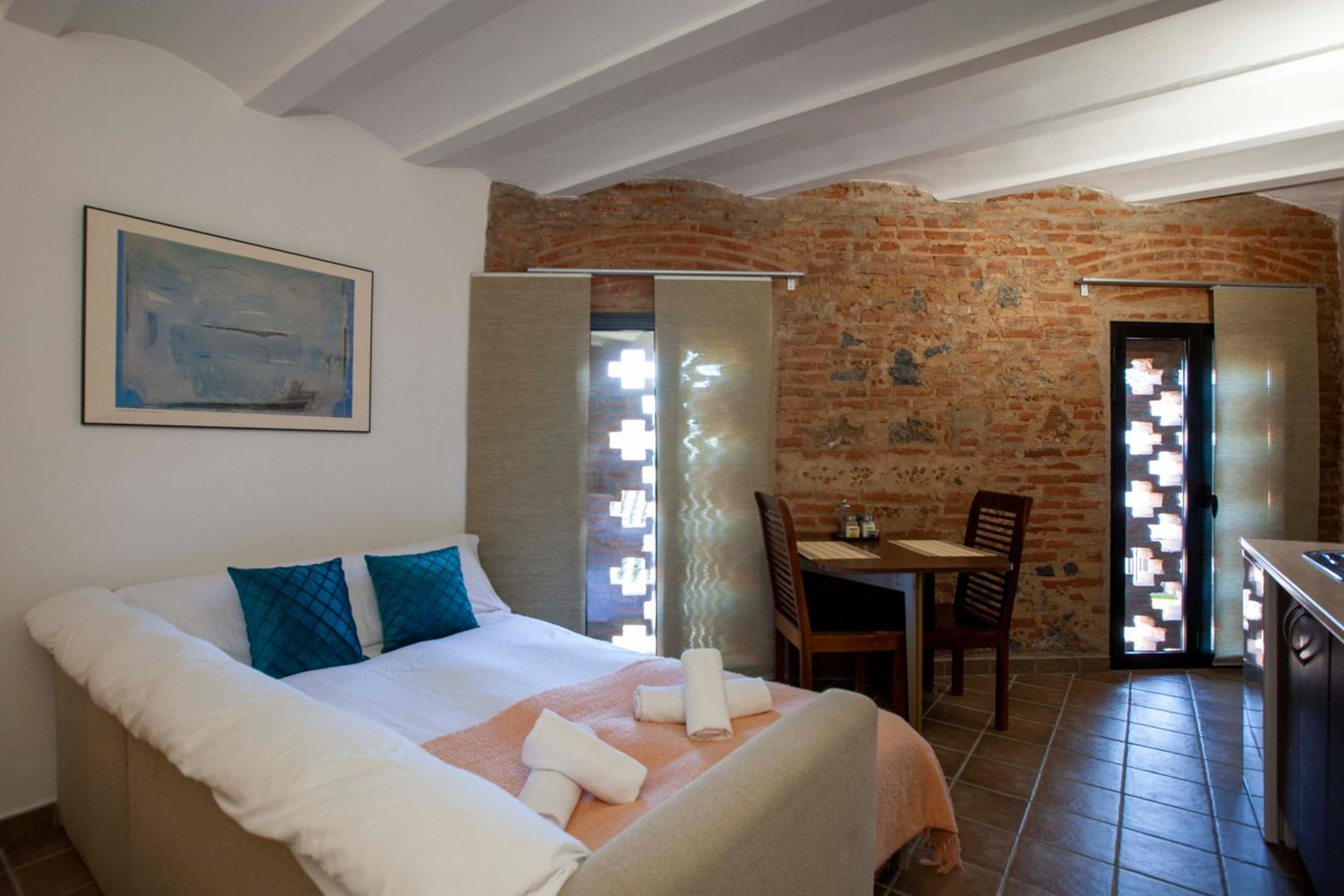Apartamentos Turísticos Lobelia Suites
