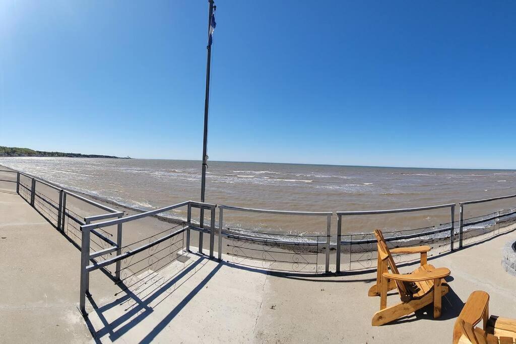 Villa Calypso avec vue sur la baie de Ste-Luce