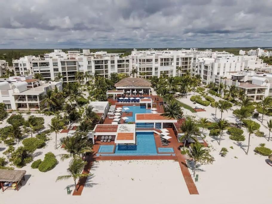 La Amada Residences. Best Stay