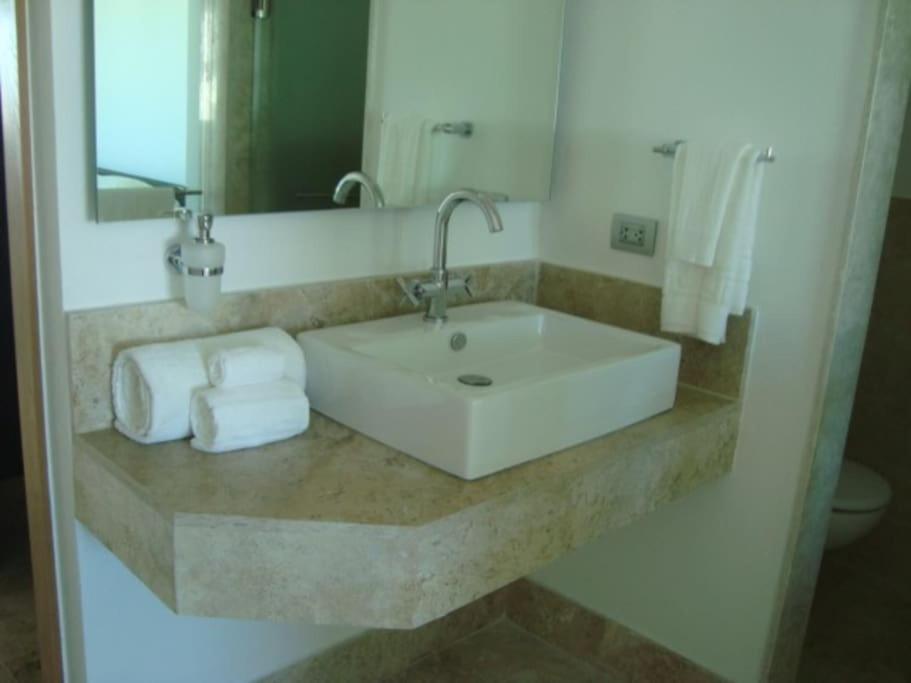 La Amada Residences. Best Stay