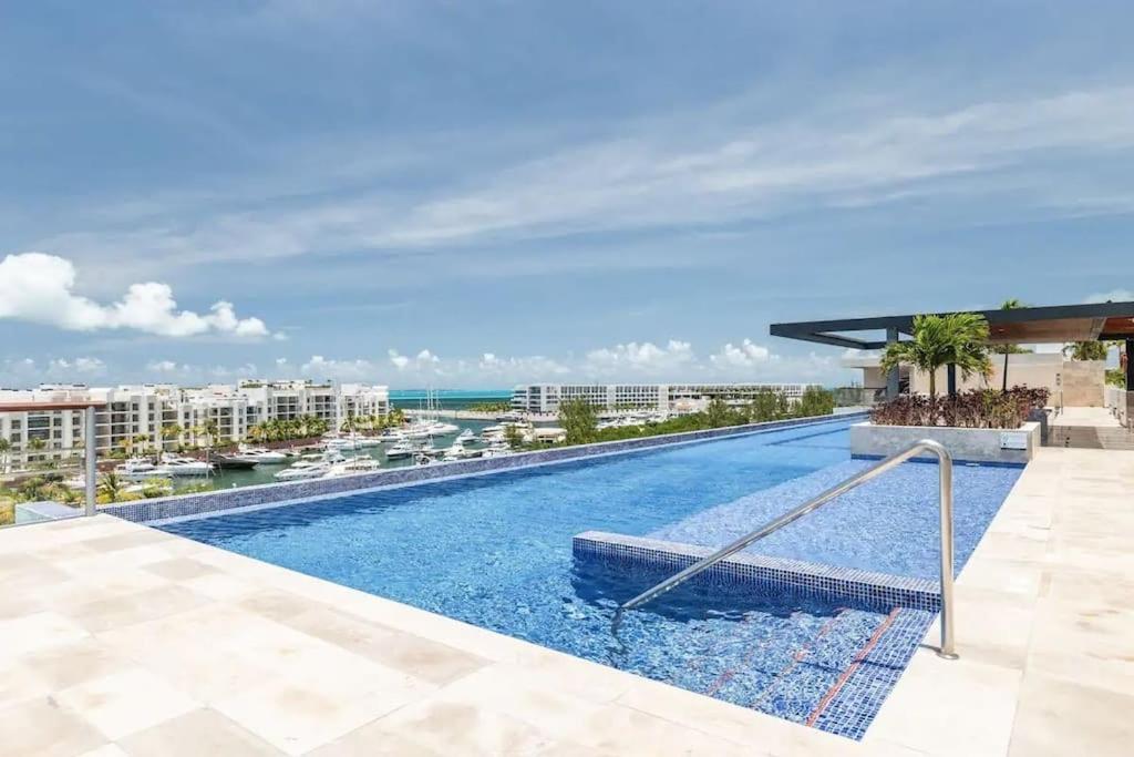 La Amada Residences. Best Stay
