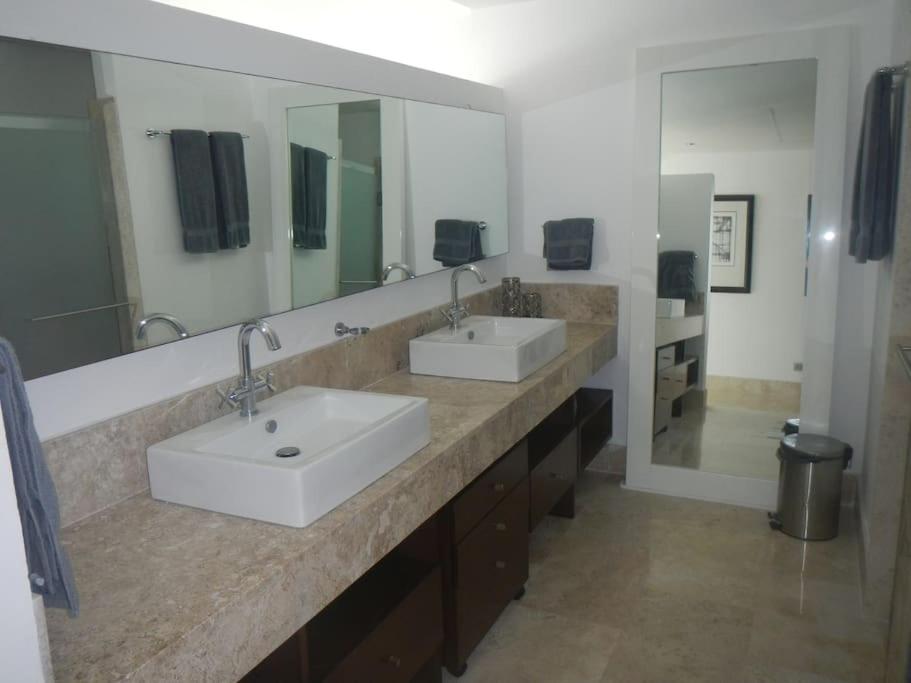 La Amada Residences. Best Stay