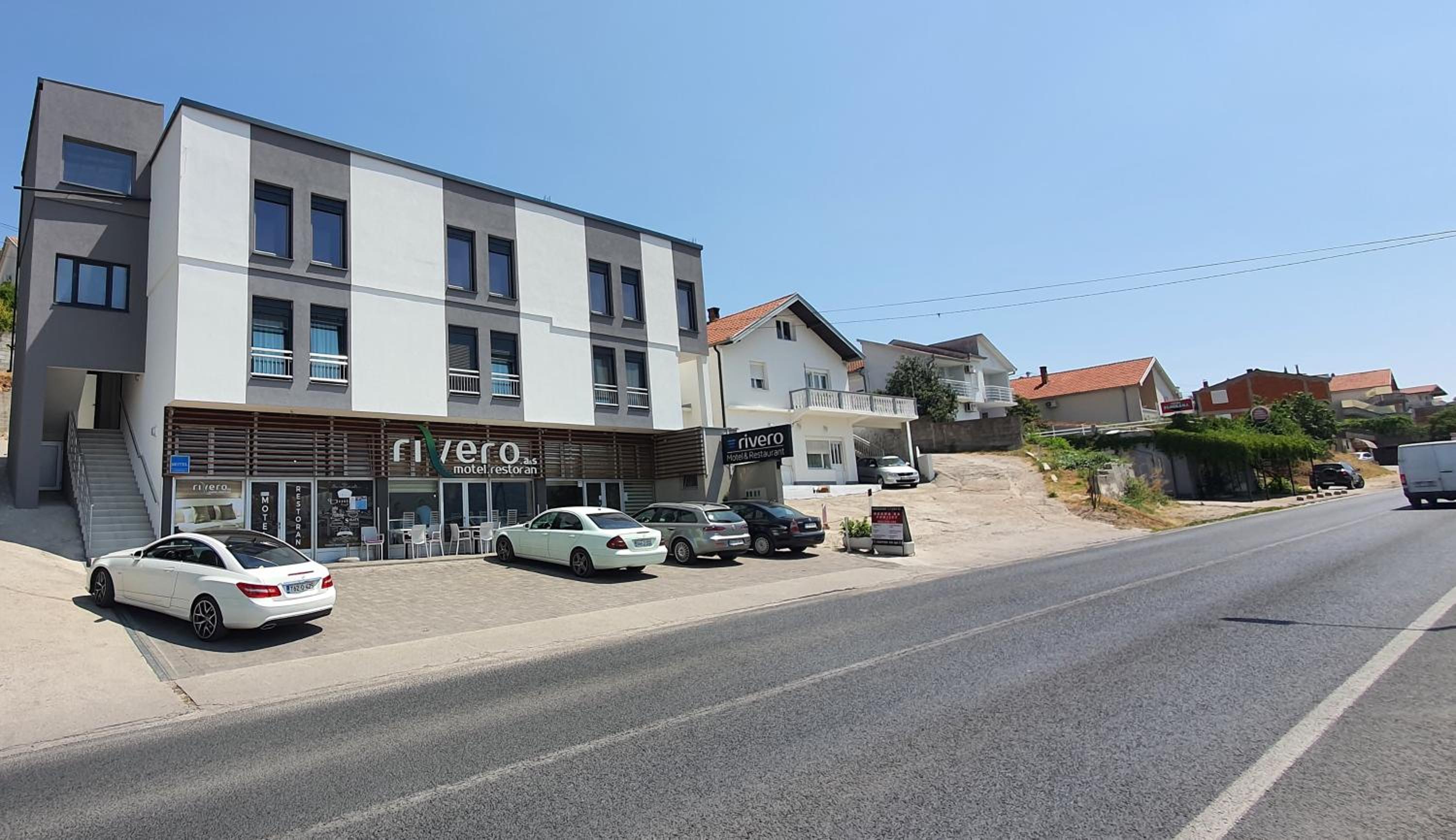 Hotel Rivero A&S