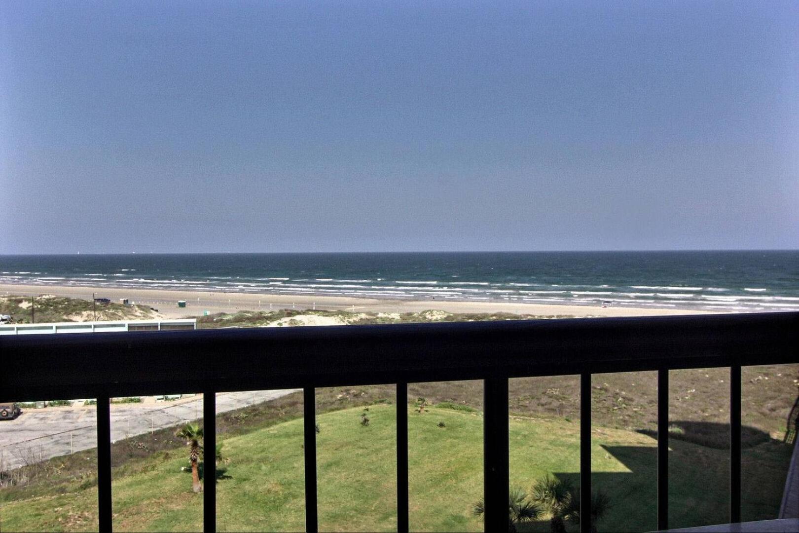 Hotel Breath In The Ocean Air And Enjoy Ocean Views In This 3 Bedroom 3 Bath