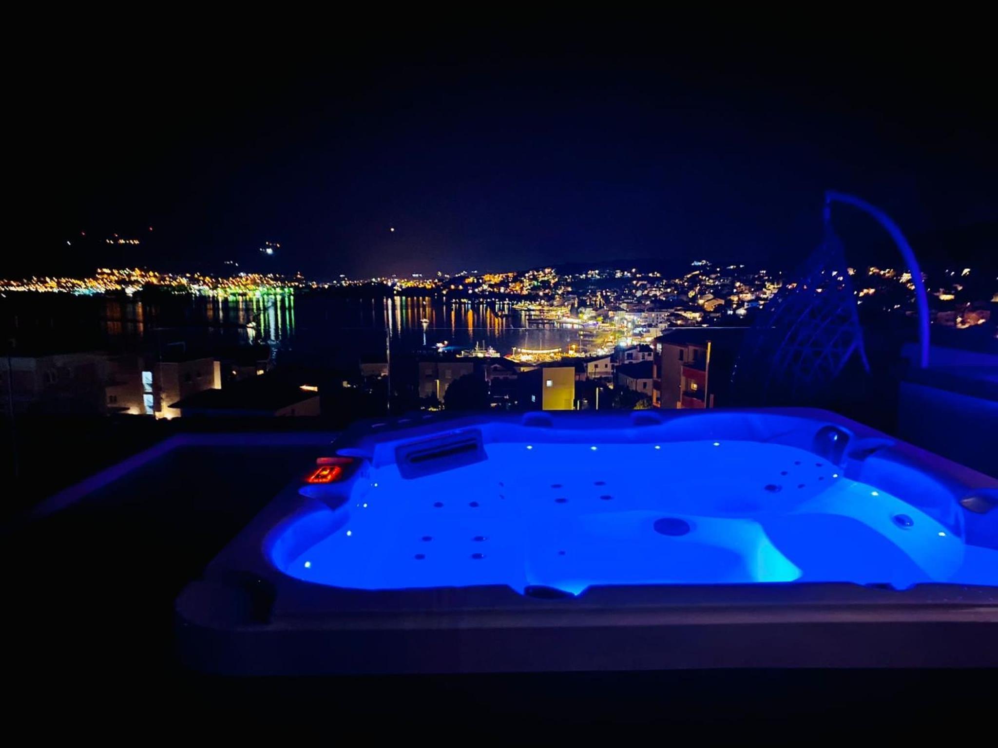 Penthouse Maus