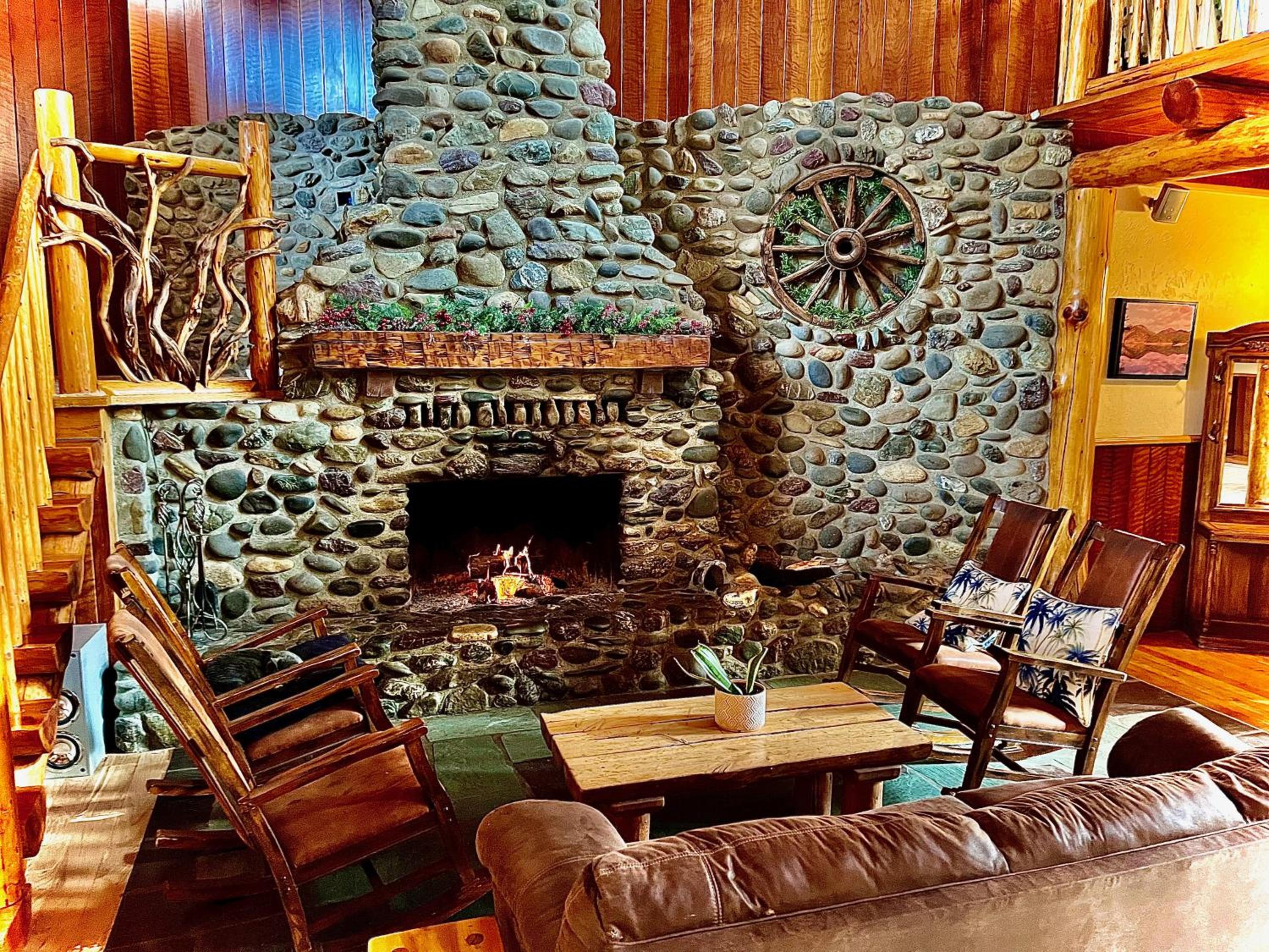 The Lindsay Lodge - Property Image 19