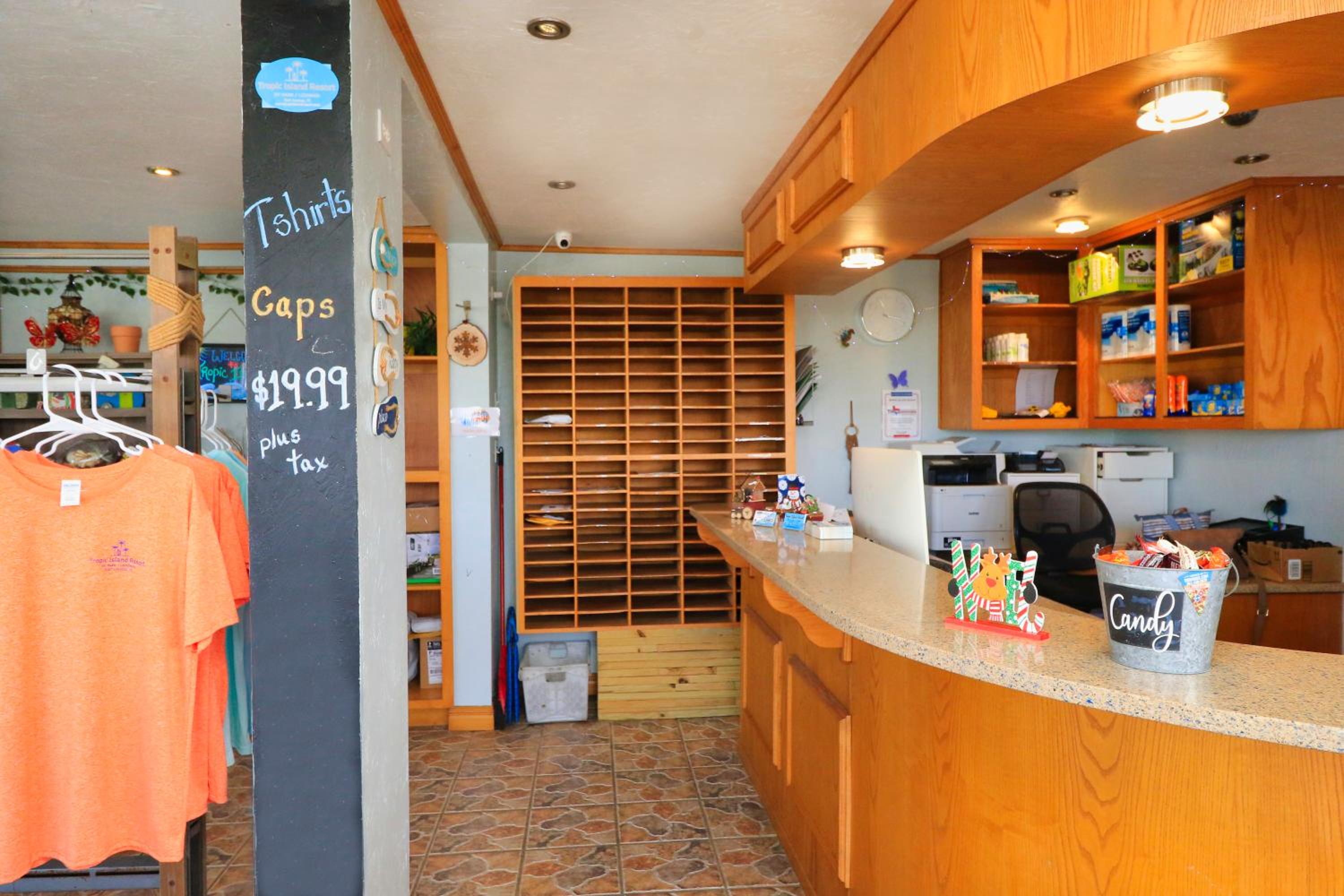 Tropic Island Resort