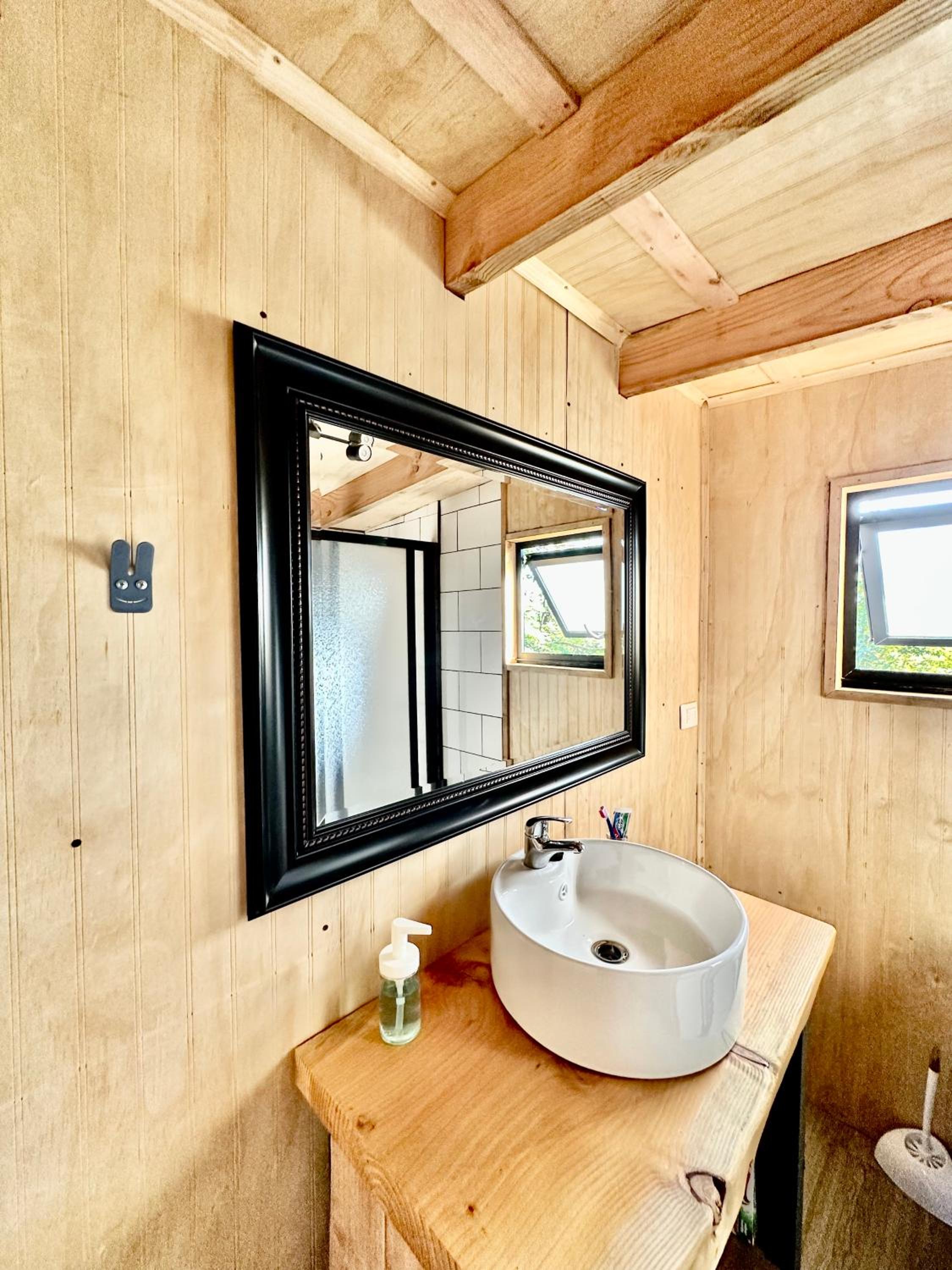 Molco Cabins Palafito