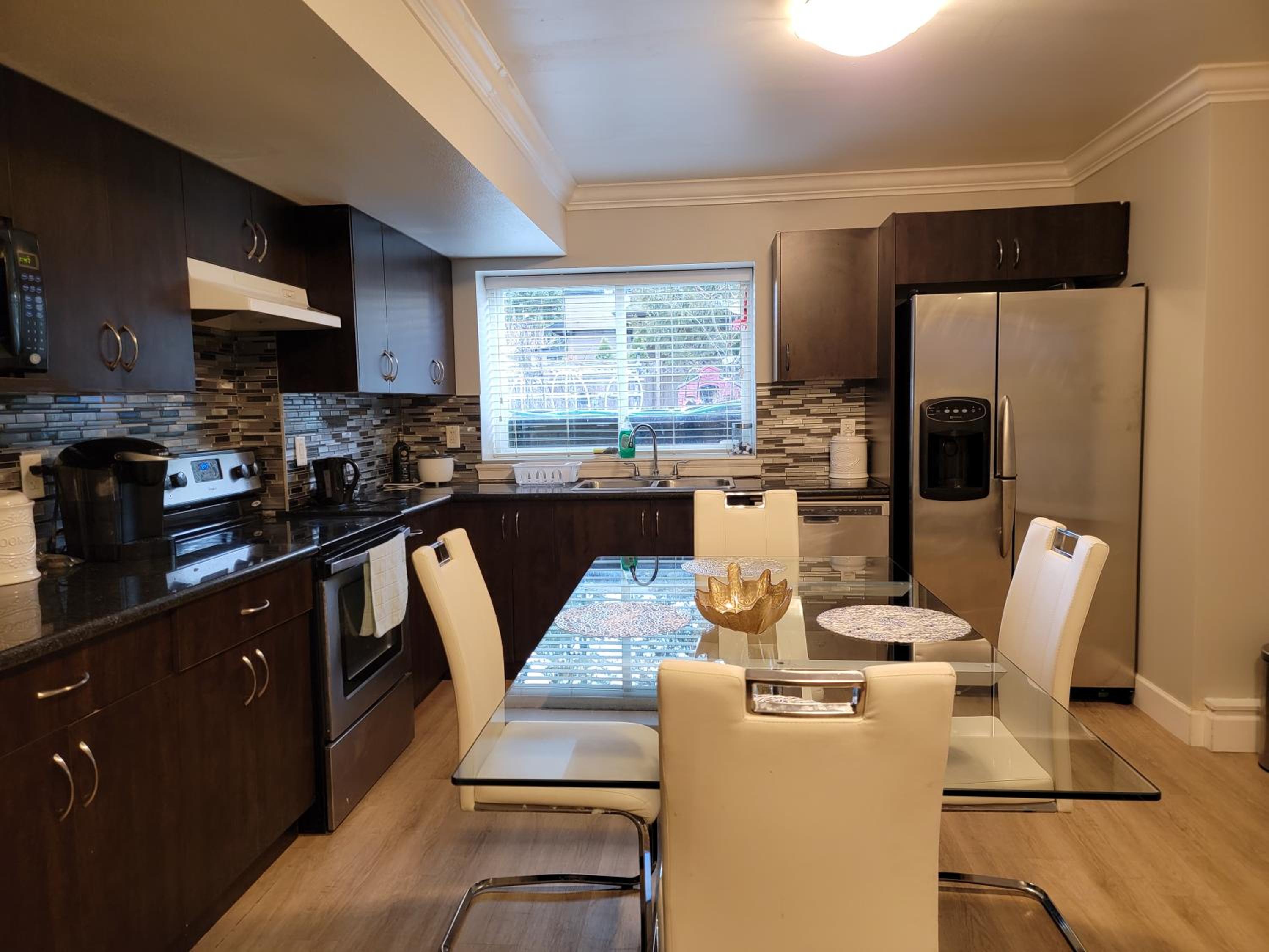 Oscar INN & 2bd Family Suite or Private Room