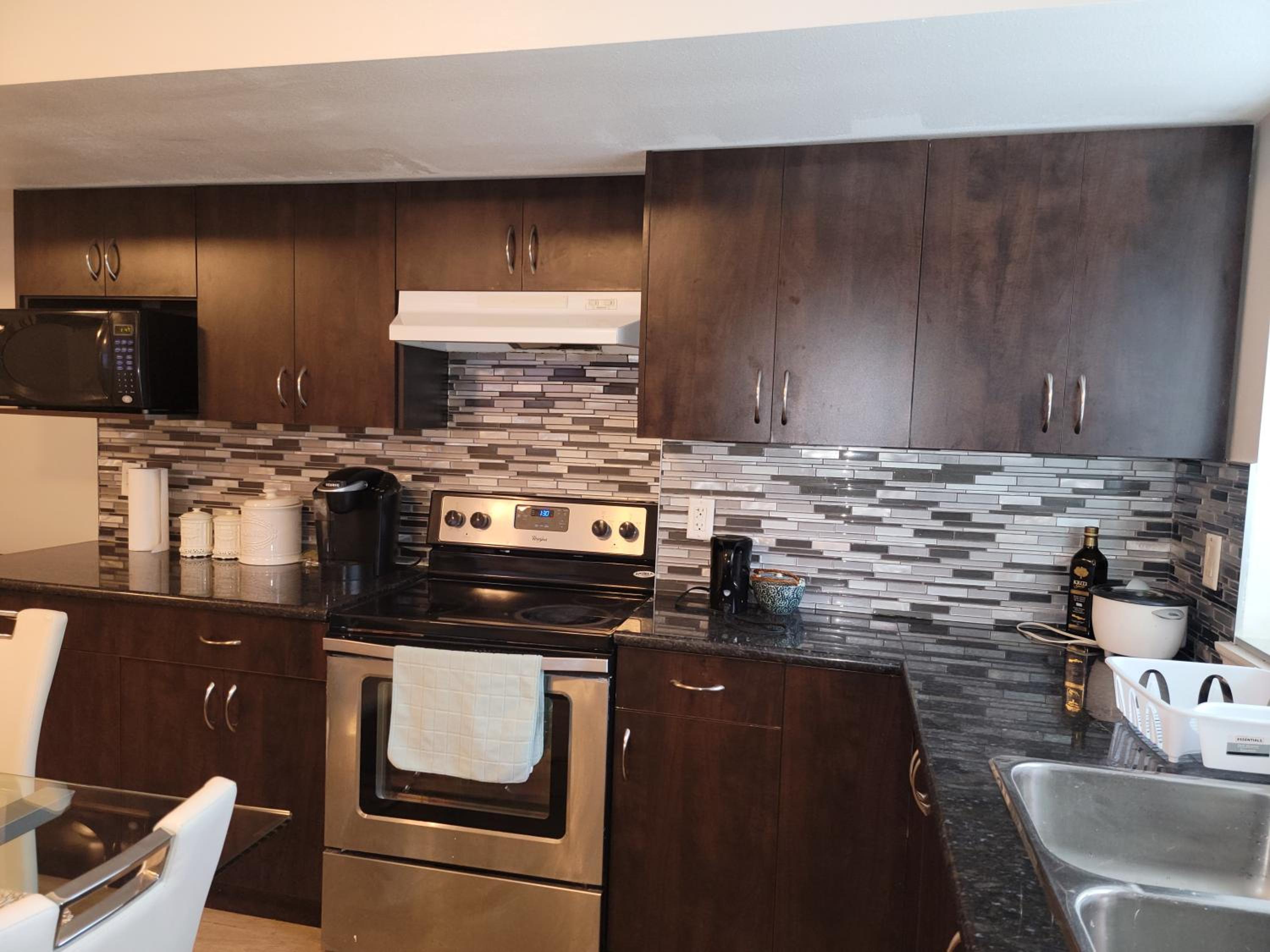 Oscar INN & 2bd Family Suite or Private Room