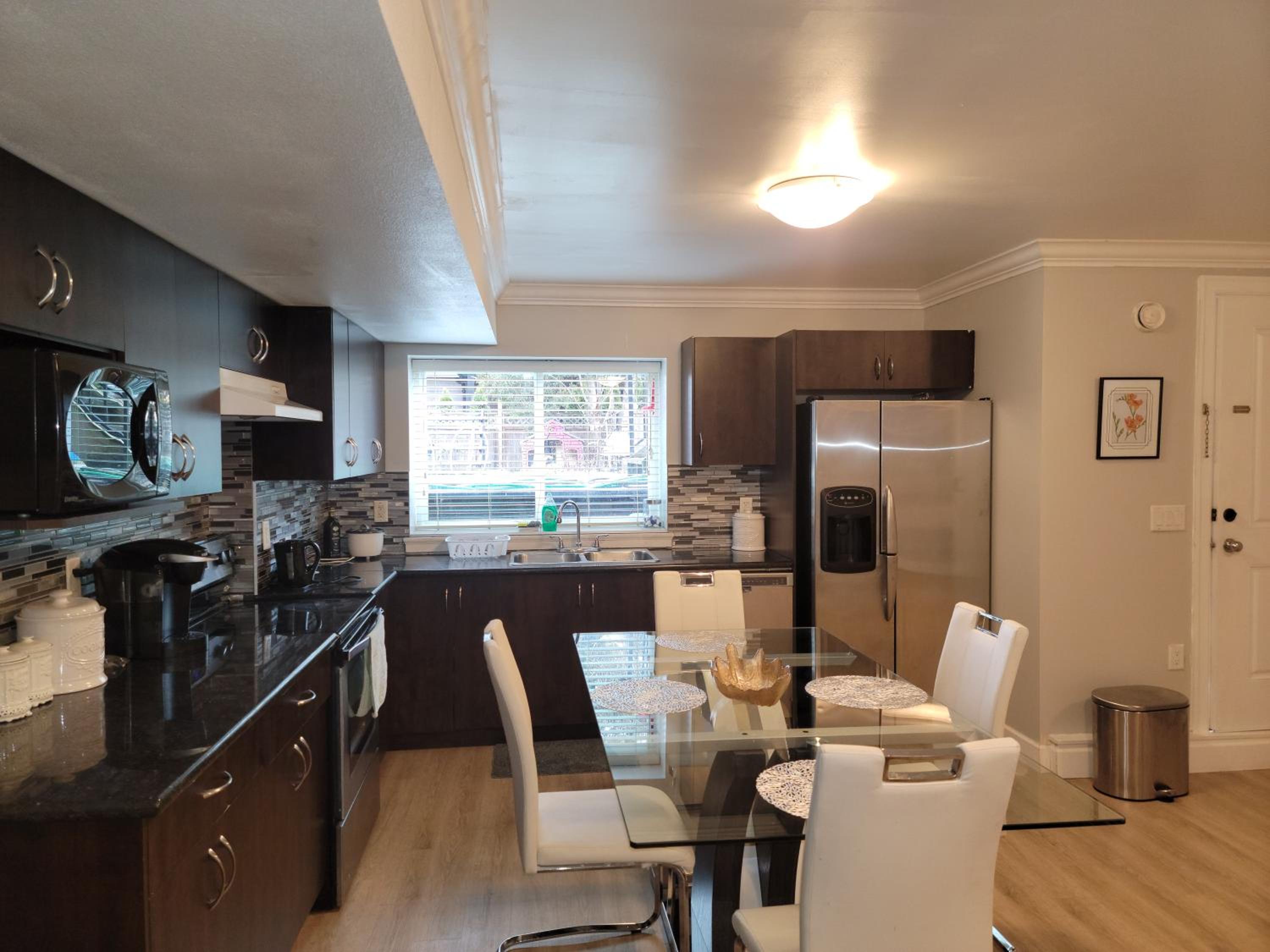 Oscar INN & 2bd Family Suite or Private Room