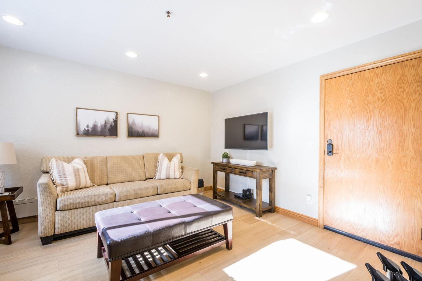 Powder Hound 1 Bedroom Brighton Chalet