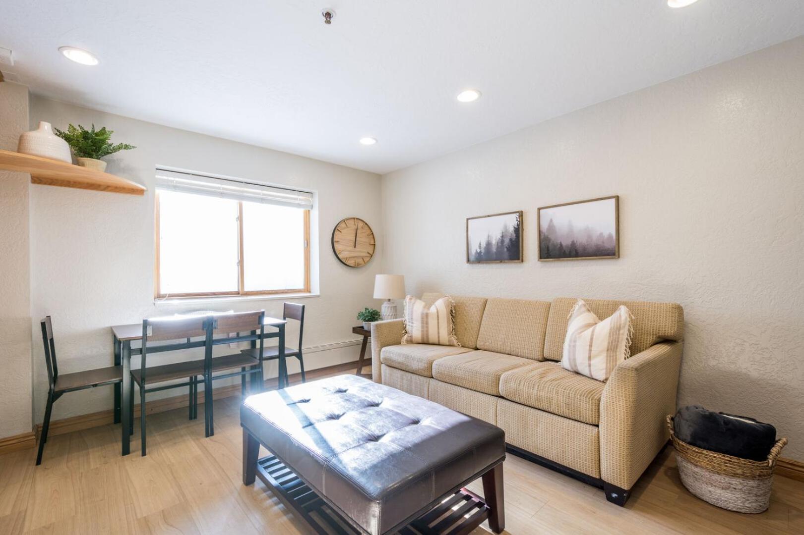 Powder Hound 1 Bedroom Brighton Chalet