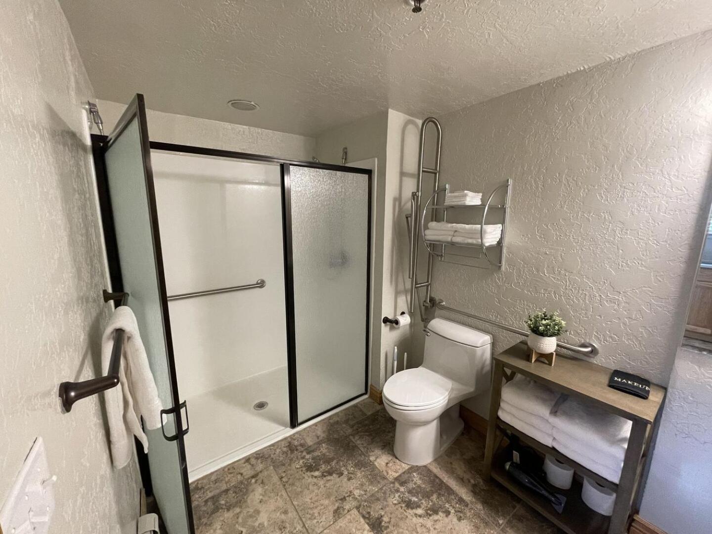Powder Hound 1 Bedroom Brighton Chalet