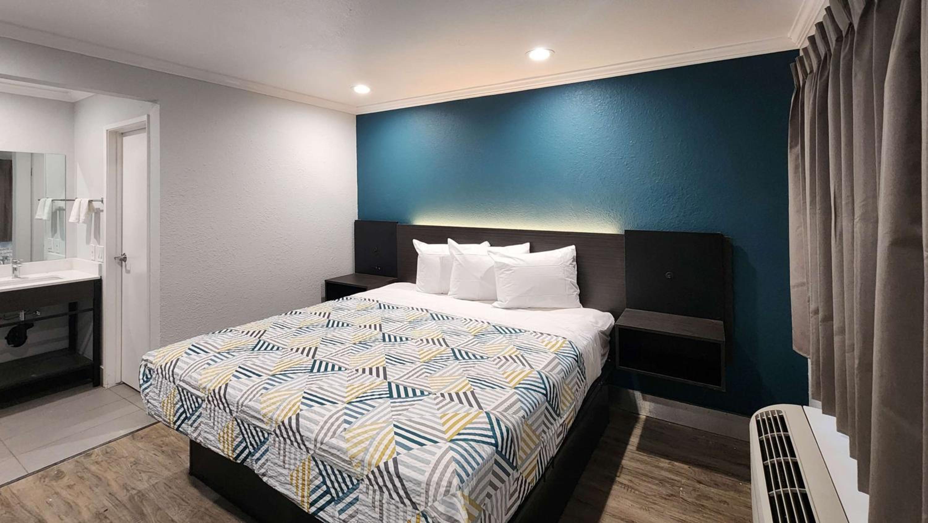 Studio 6 Suites San Ysidro CA San Diego South Bay - Property Image 14