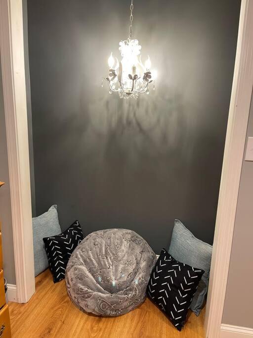 Second Starr-King Bed, Conway view 4