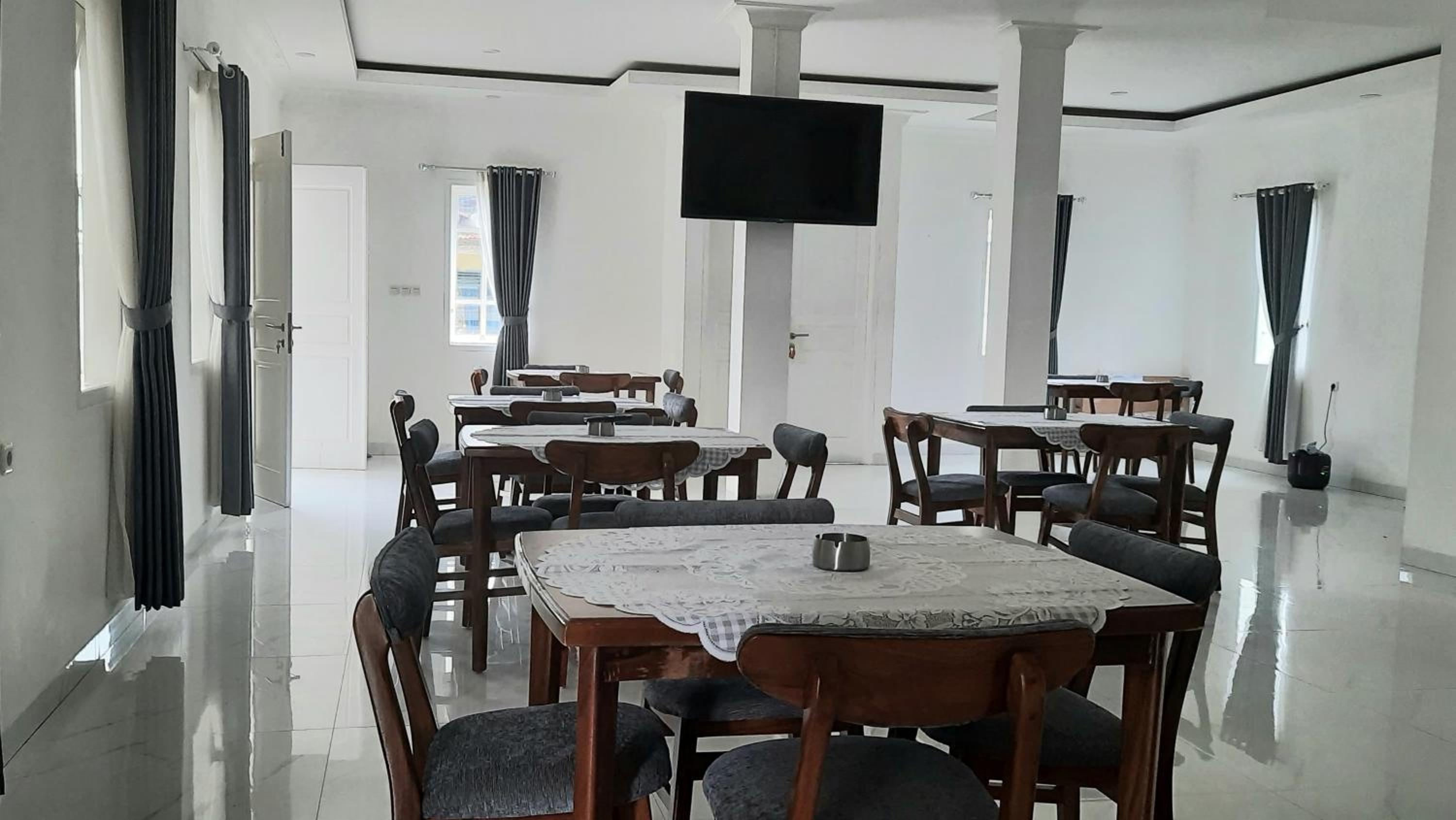 Hotel Wisma Mangurna