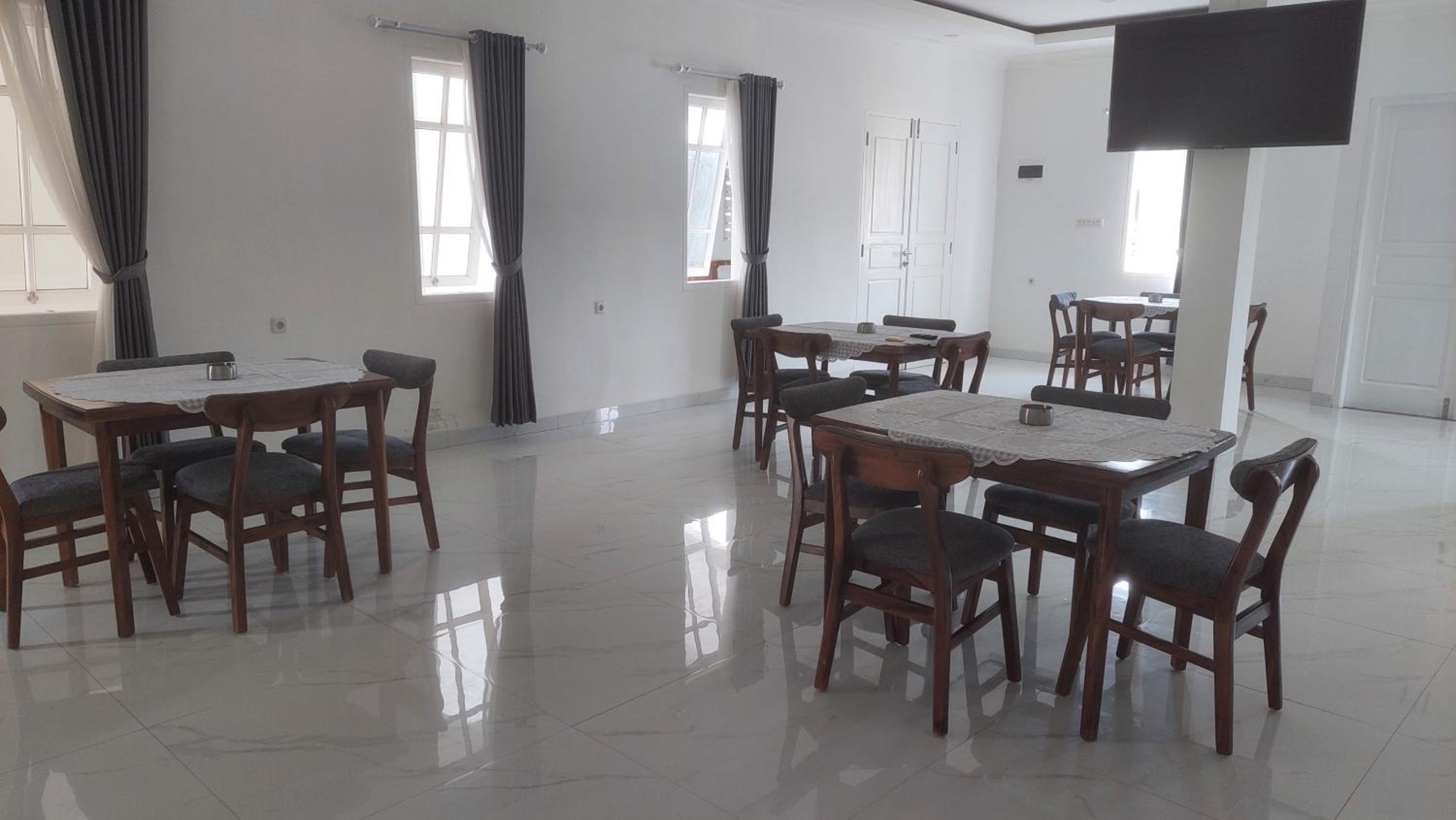 Hotel Wisma Mangurna