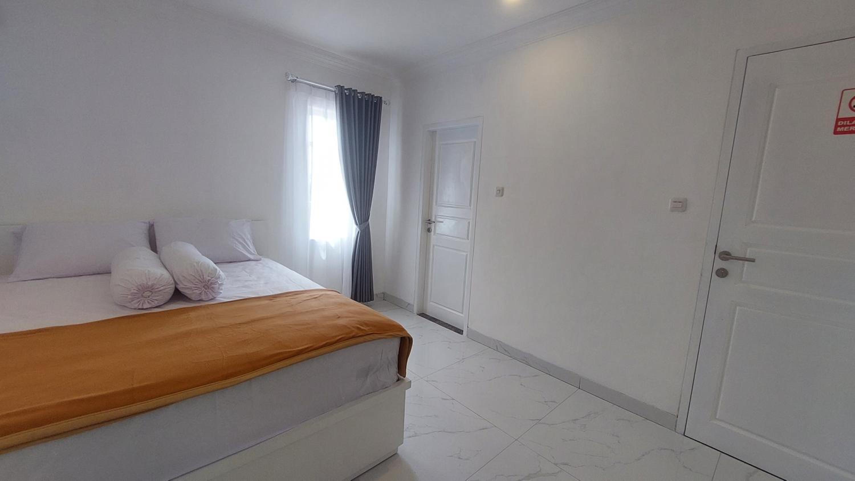 Hotel Wisma Mangurna