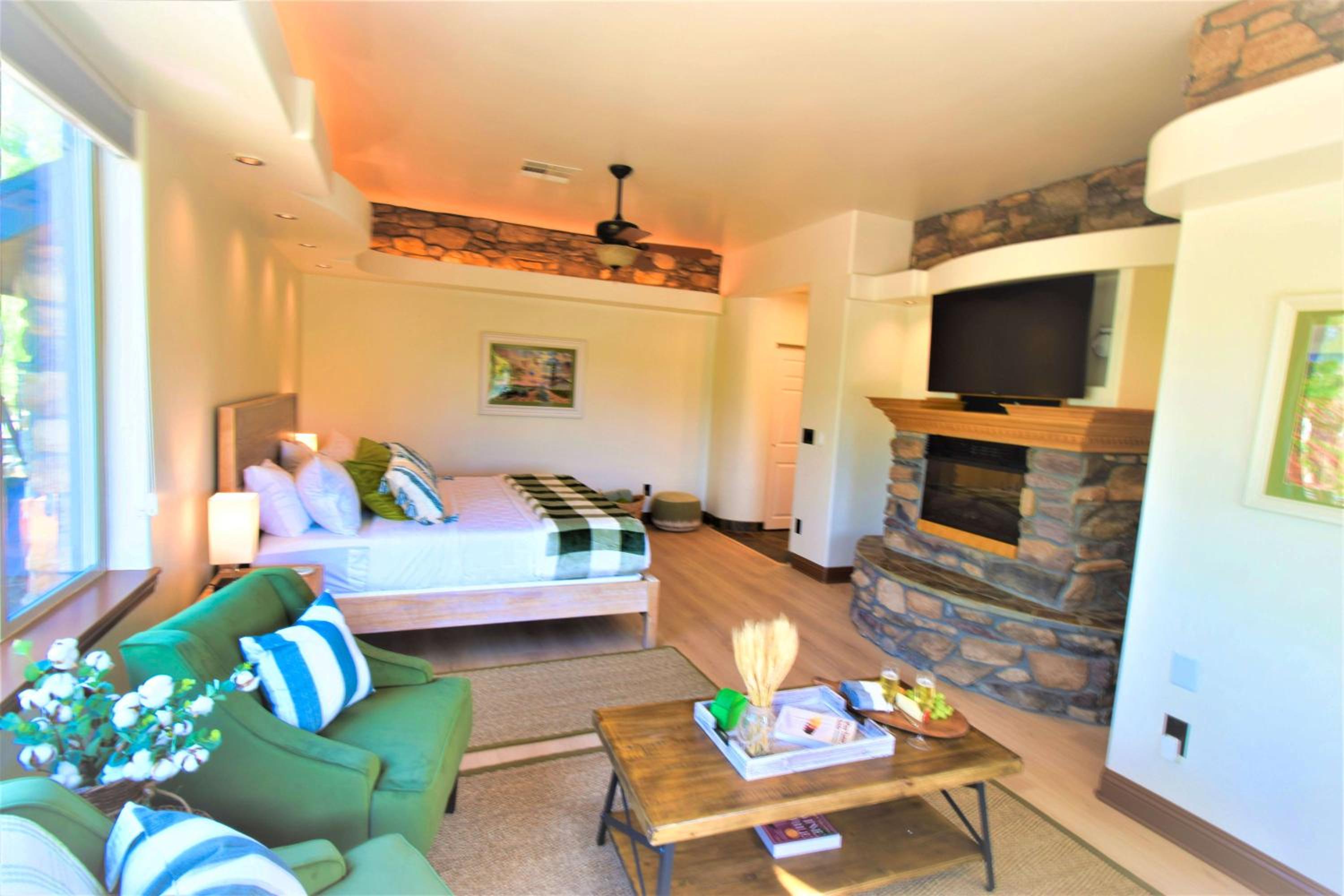 Peppertree Lane Ranch -- Seven-Acre Ranch in the Heart of Wine Country