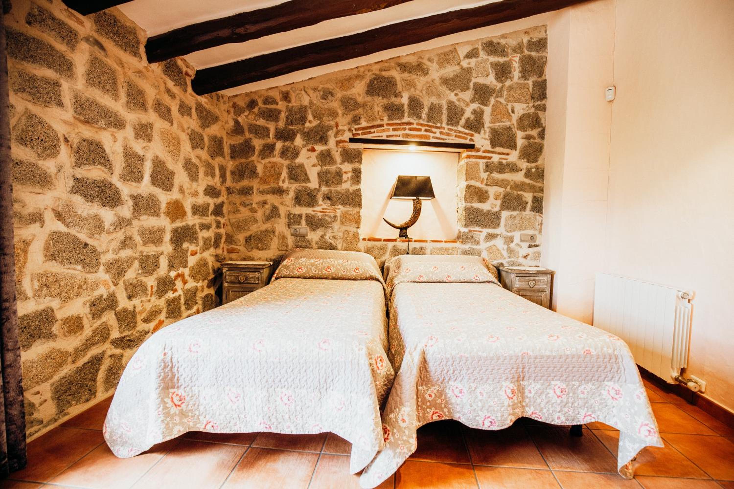 Mas Fullat cottage, Alforja tarragona view 5