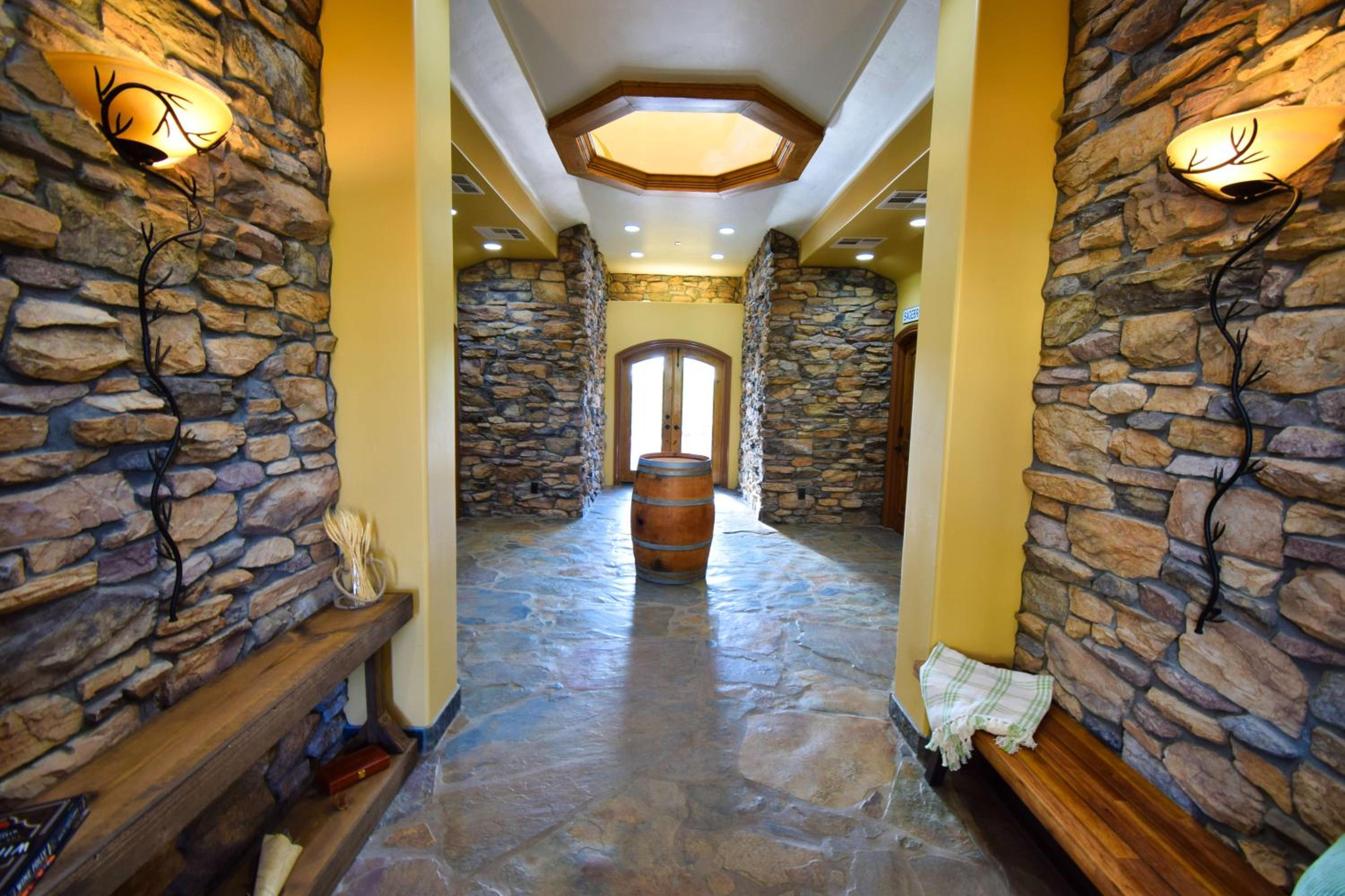 Peppertree Lane Ranch -- Seven-Acre Ranch in the Heart of Wine Country