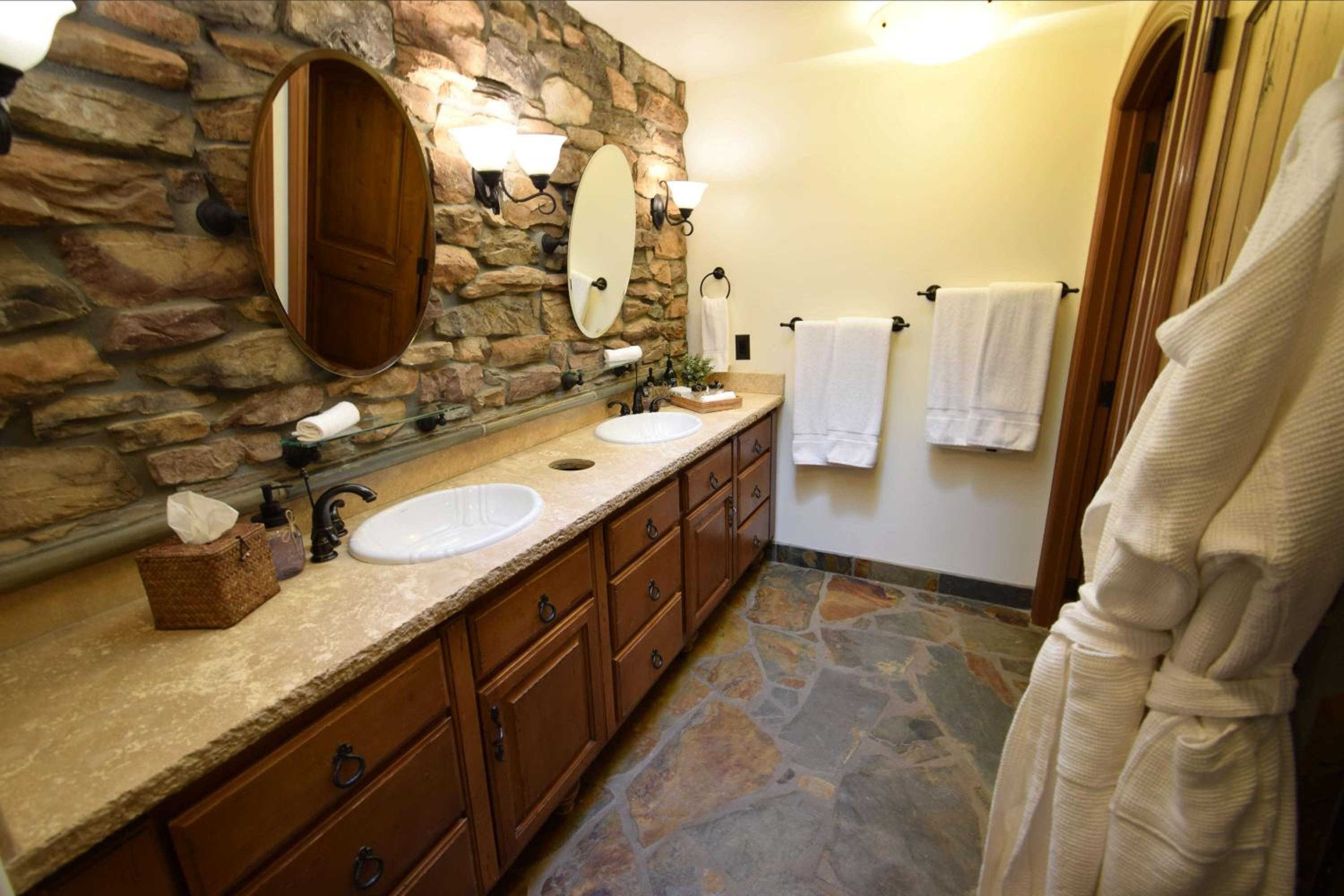 Peppertree Lane Ranch -- Seven-Acre Ranch in the Heart of Wine Country