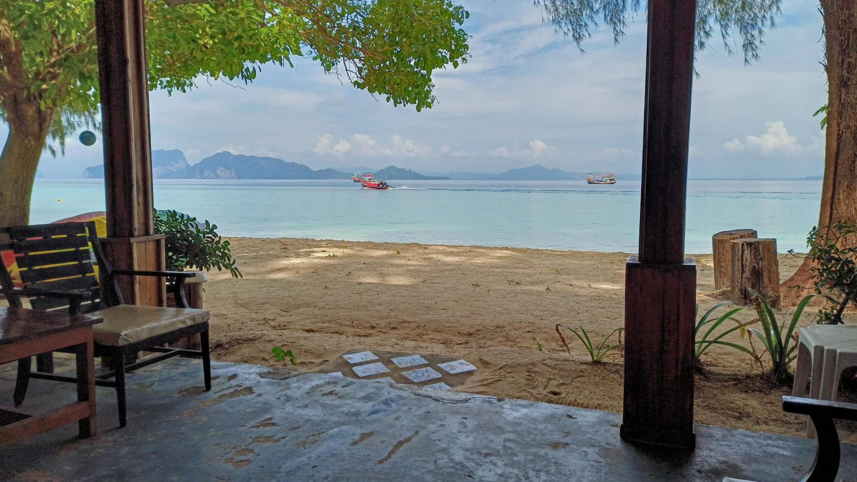 Kradan Beach Resort