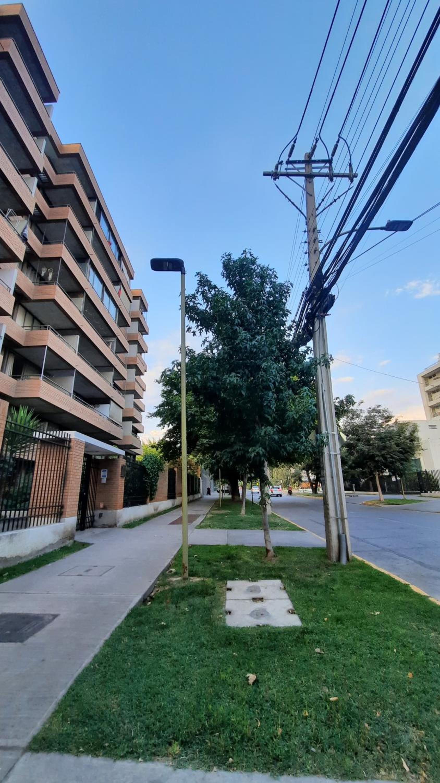 Cómodo y Moderno apartamento en Las Condes 2Dorm, 2Baños, open-Kitchen