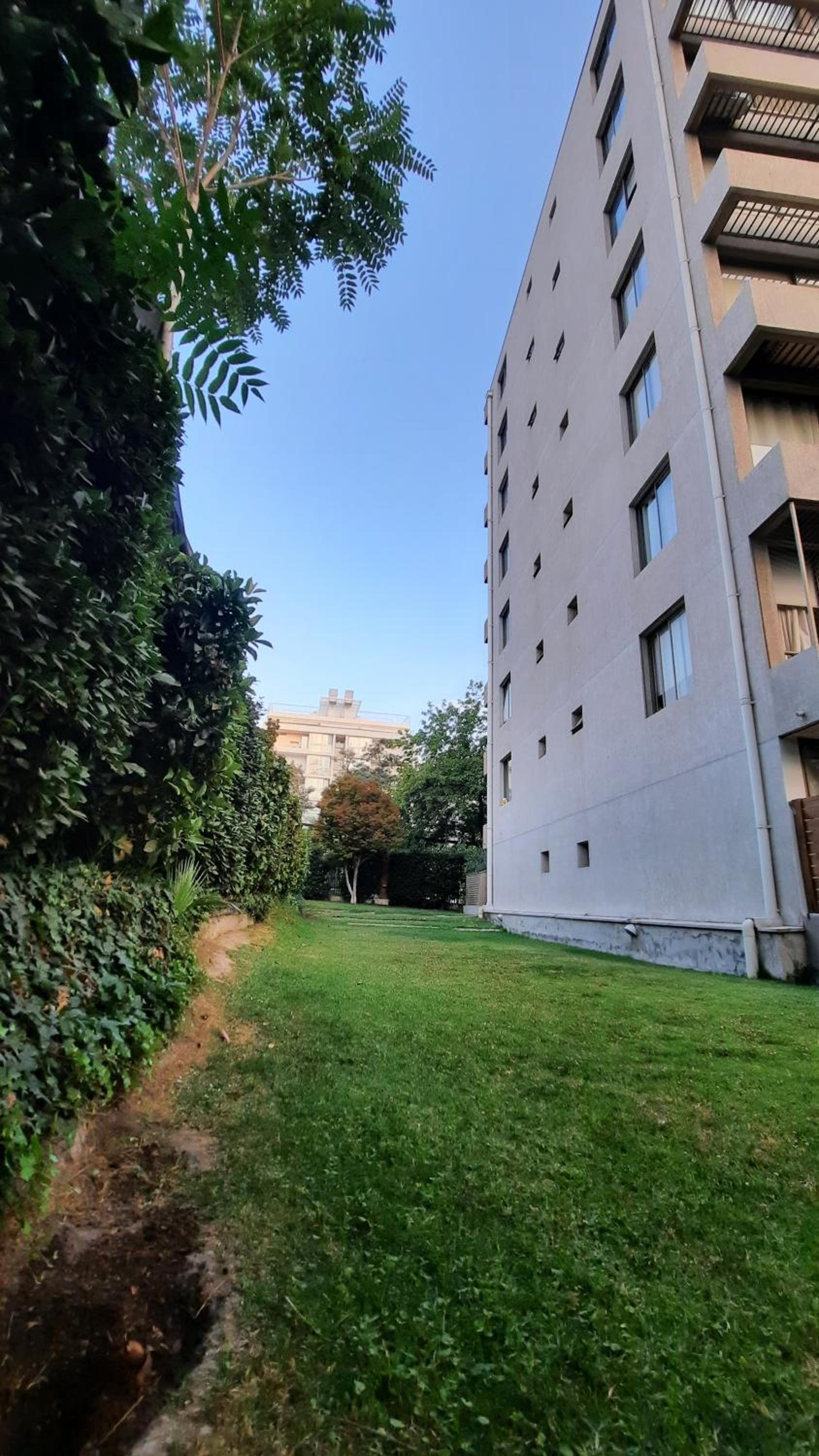 Cómodo y Moderno apartamento en Las Condes 2Dorm, 2Baños, open-Kitchen