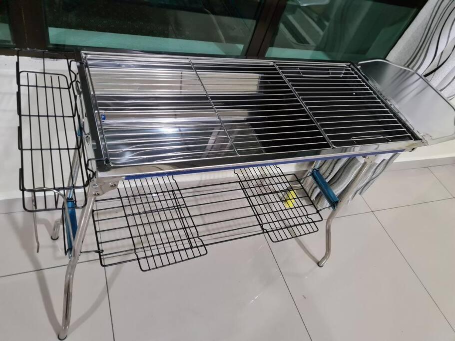 2 Storey Semi-D Homestay Nilai and KLIA, F1 Sepang with Pool view 5