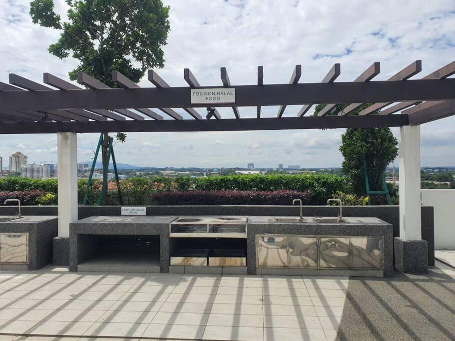 Cozy Spacious Home 2 BR SKS Habitat Larkin JB