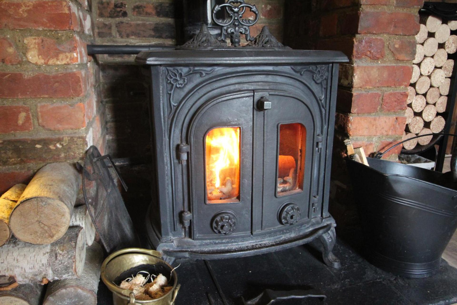 Jasmine Cottage, Buxton Norfolk, Sleeps 4 view 2