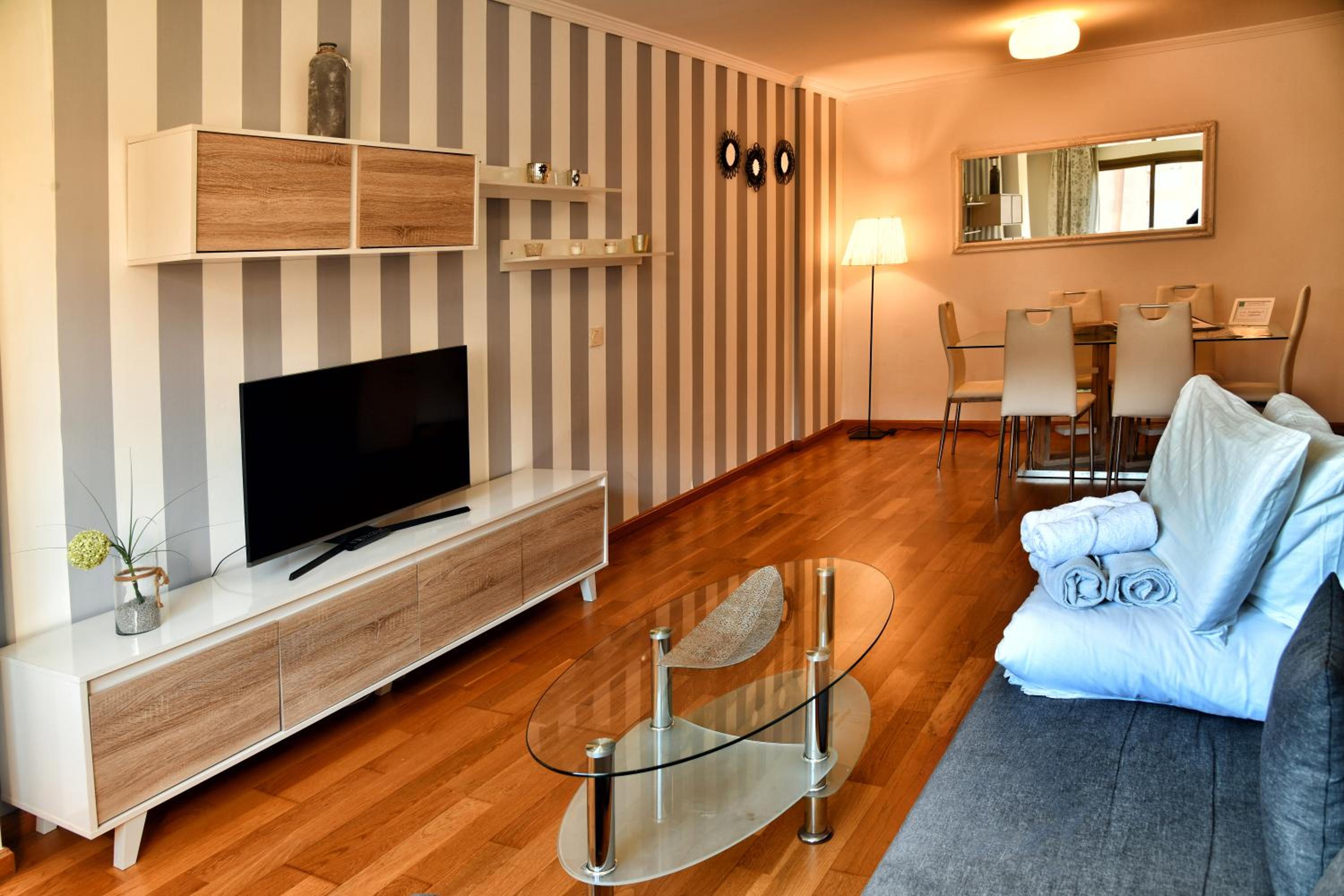 WonderStays Apartamentos La Estación