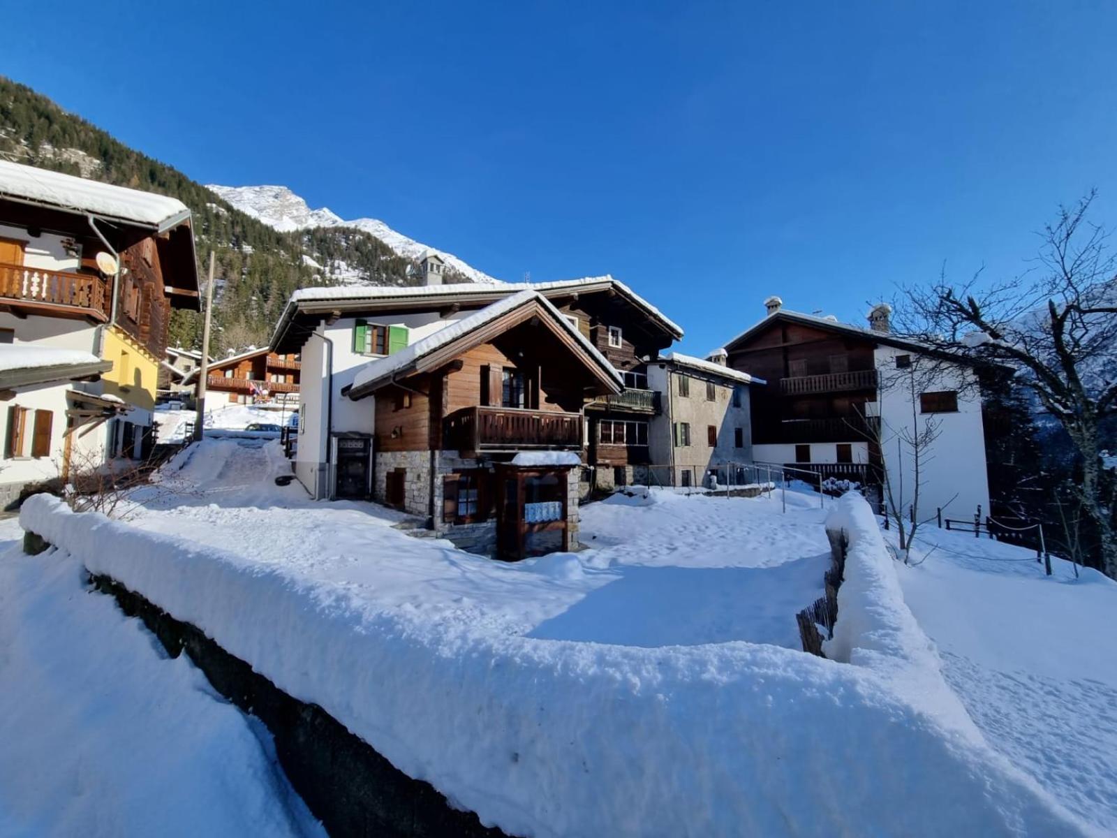 Incanto Walser Apartments Ronco view 2