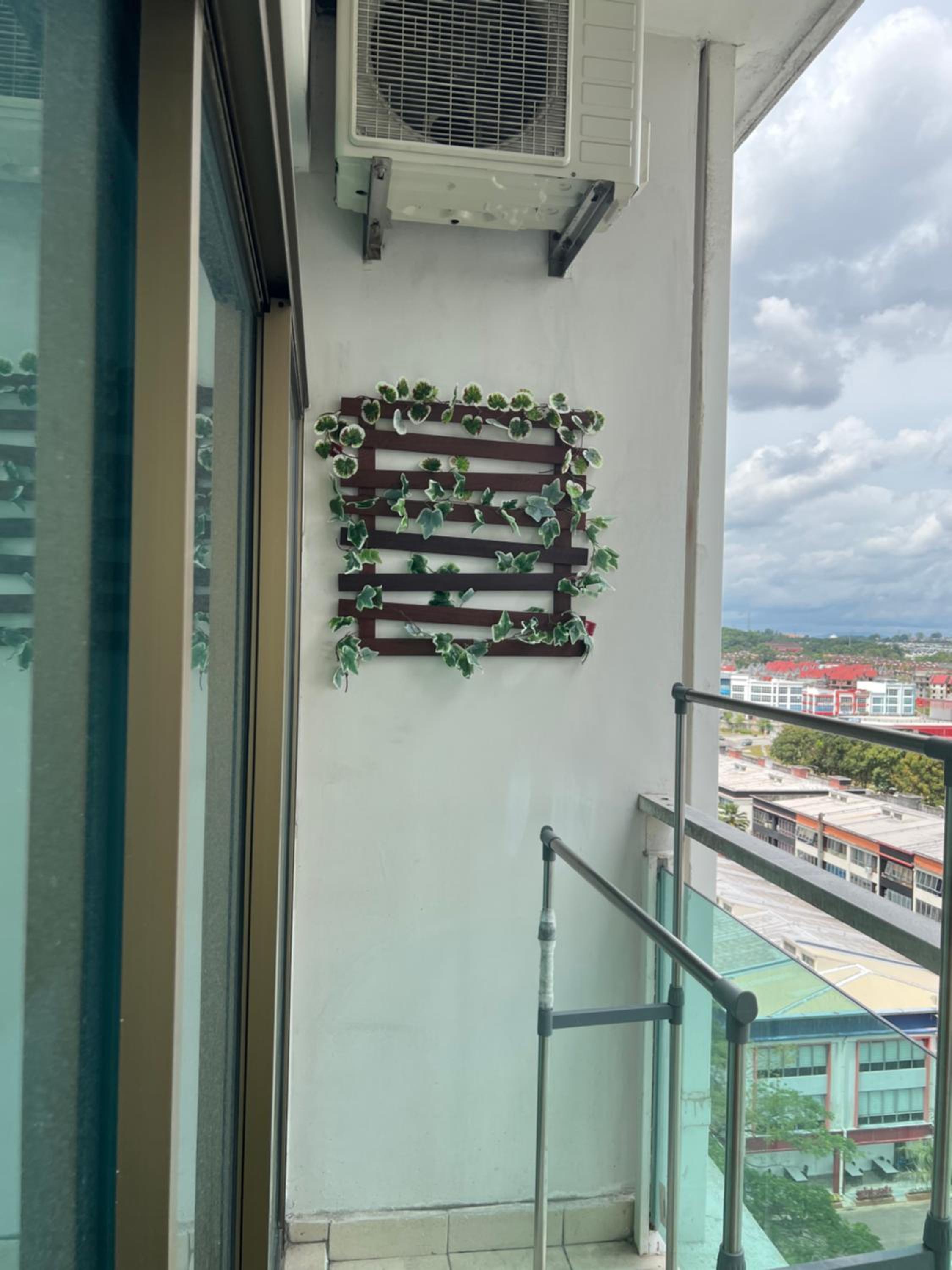 93-Palazio Studio For 4pax Street City view