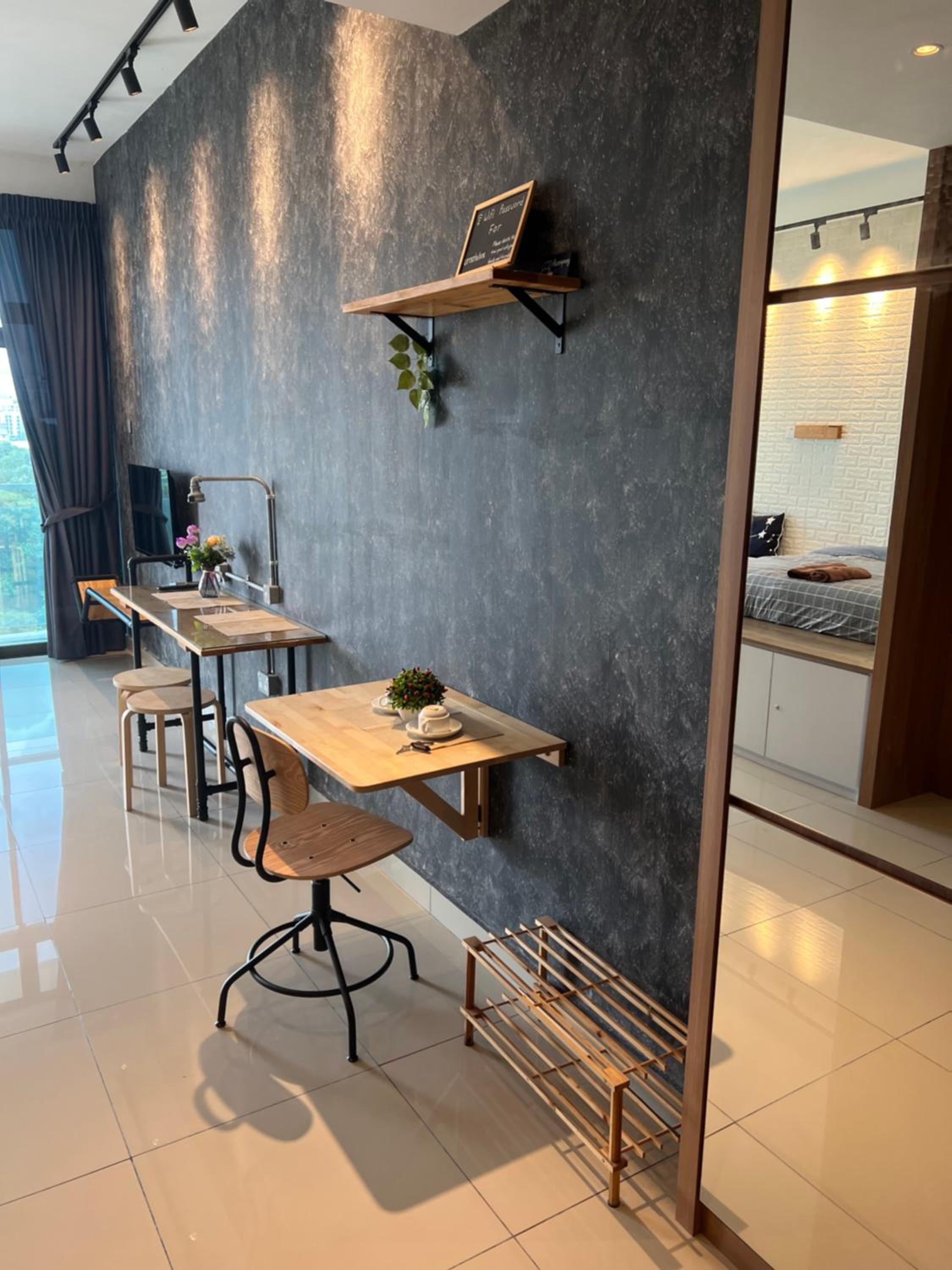 93-Palazio Studio For 4pax Street City view