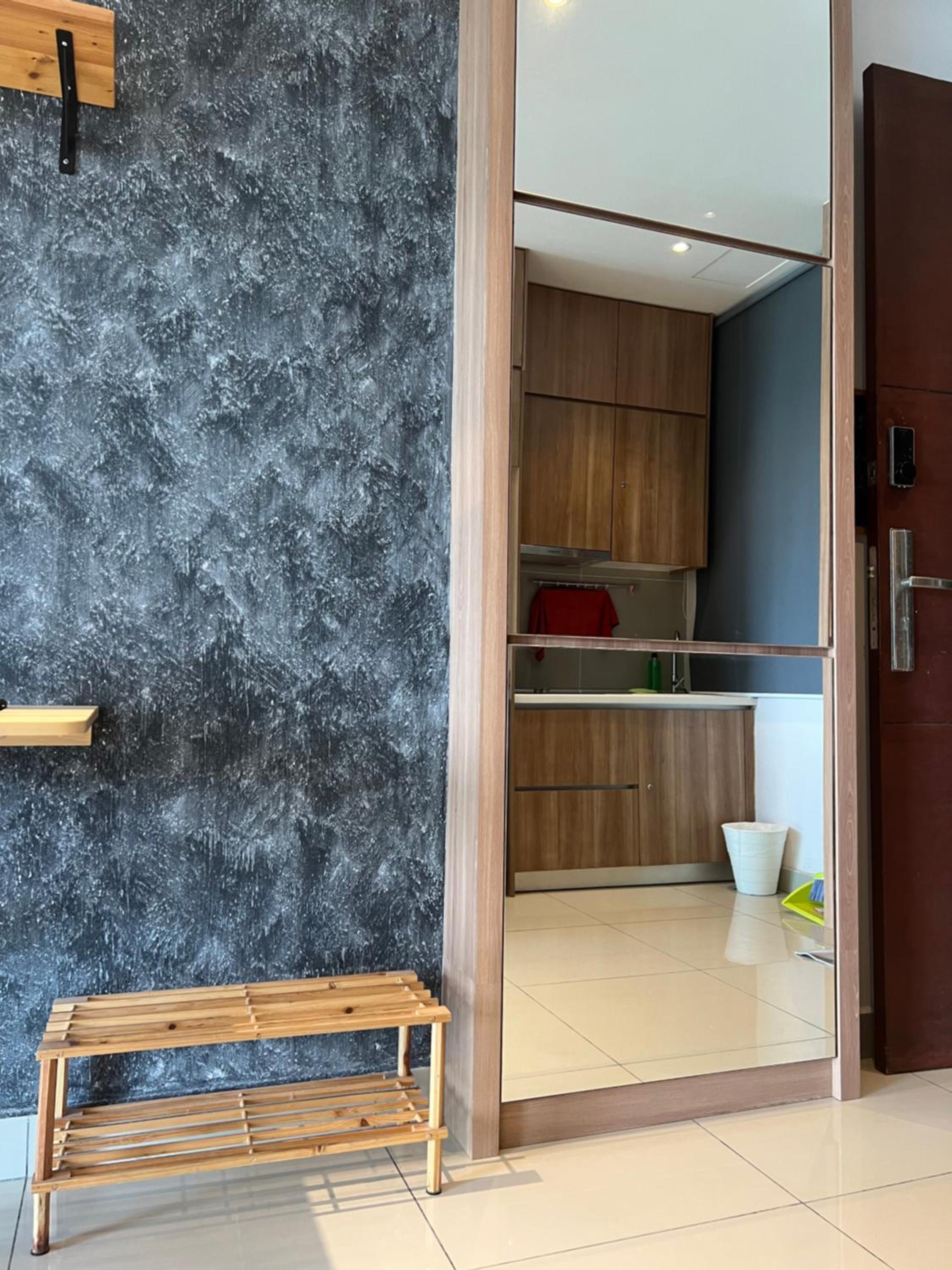 93-Palazio Studio For 4pax Street City view