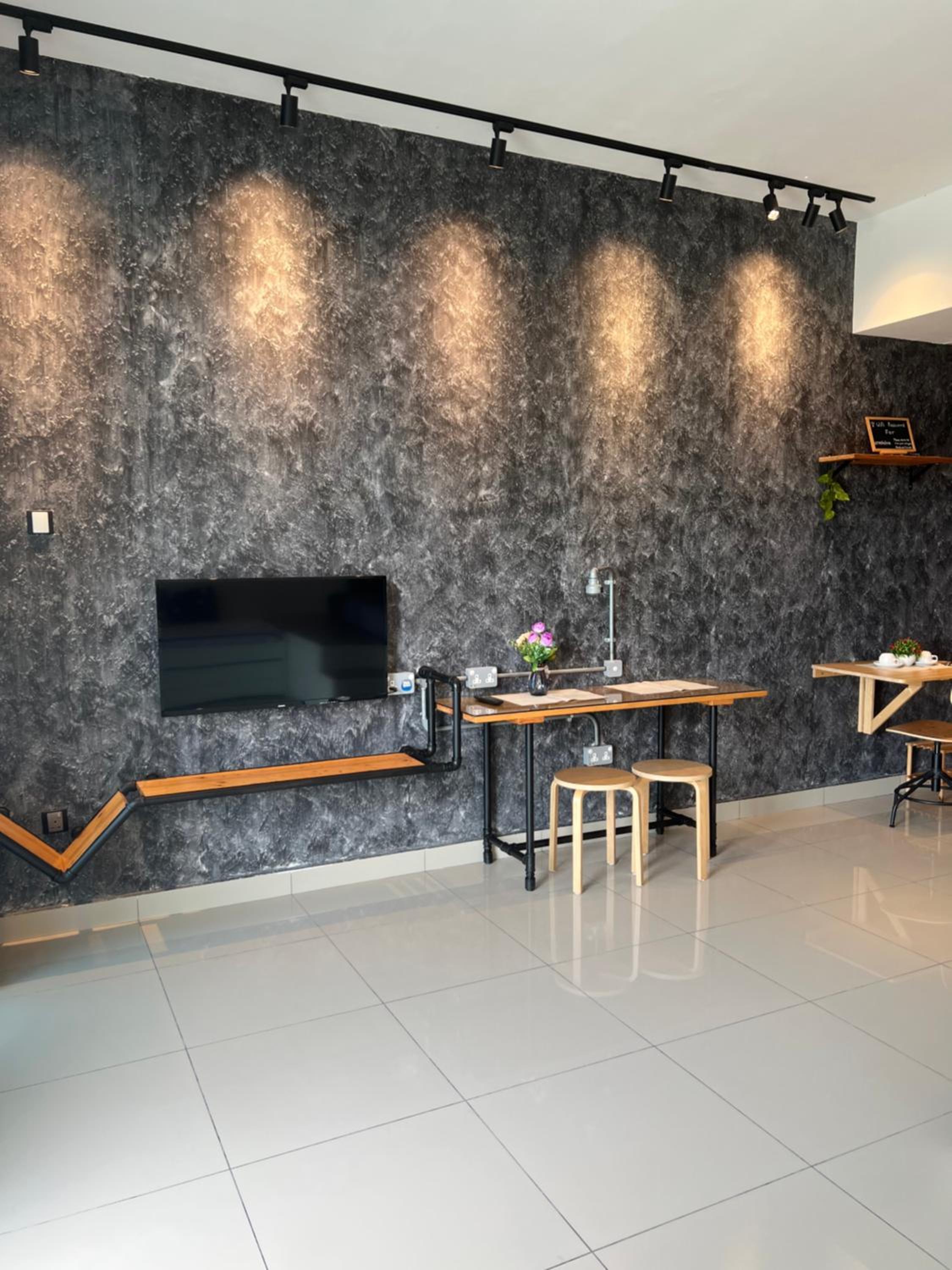 93-Palazio Studio For 4pax Street City view