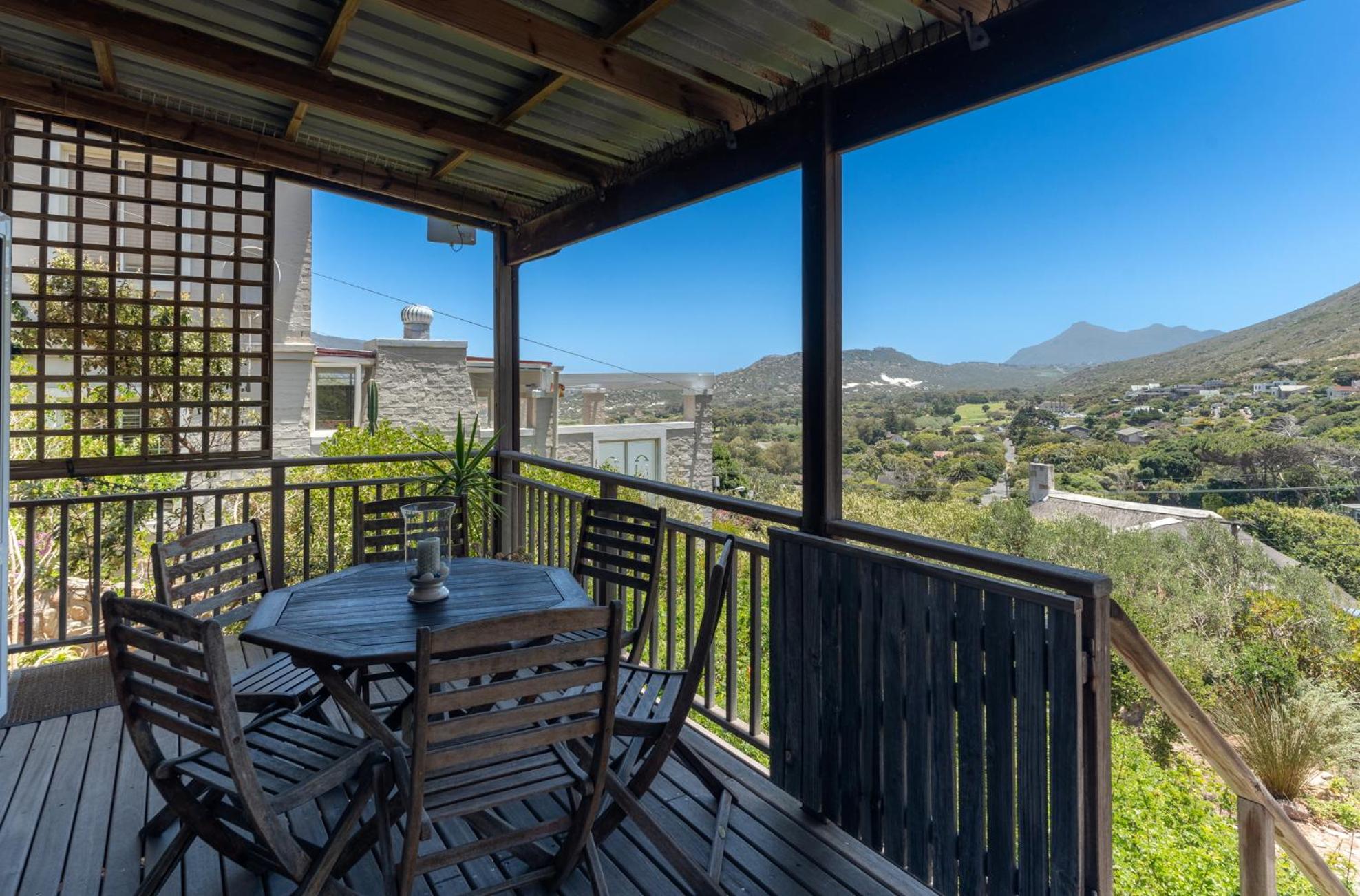 Tweni Cottage view 3