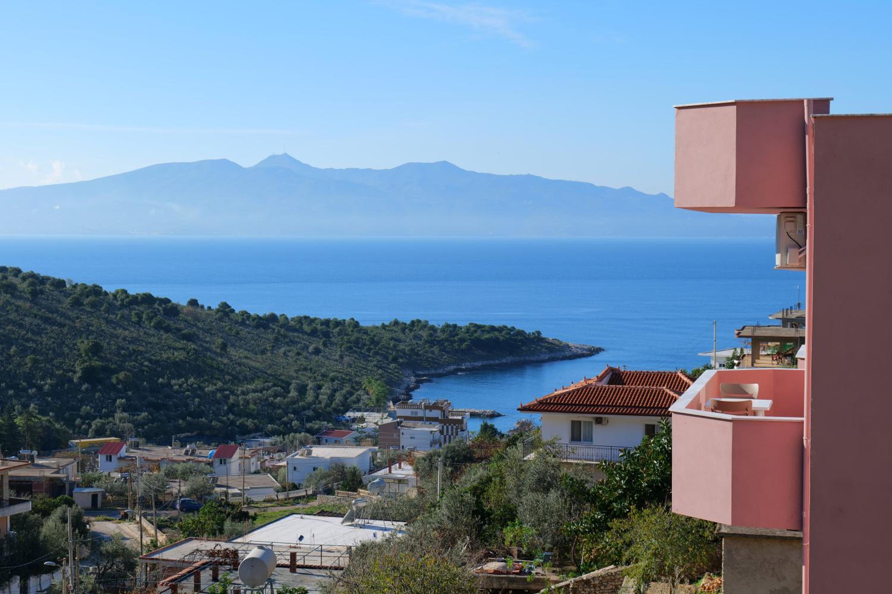 Pink Holiday Sarande