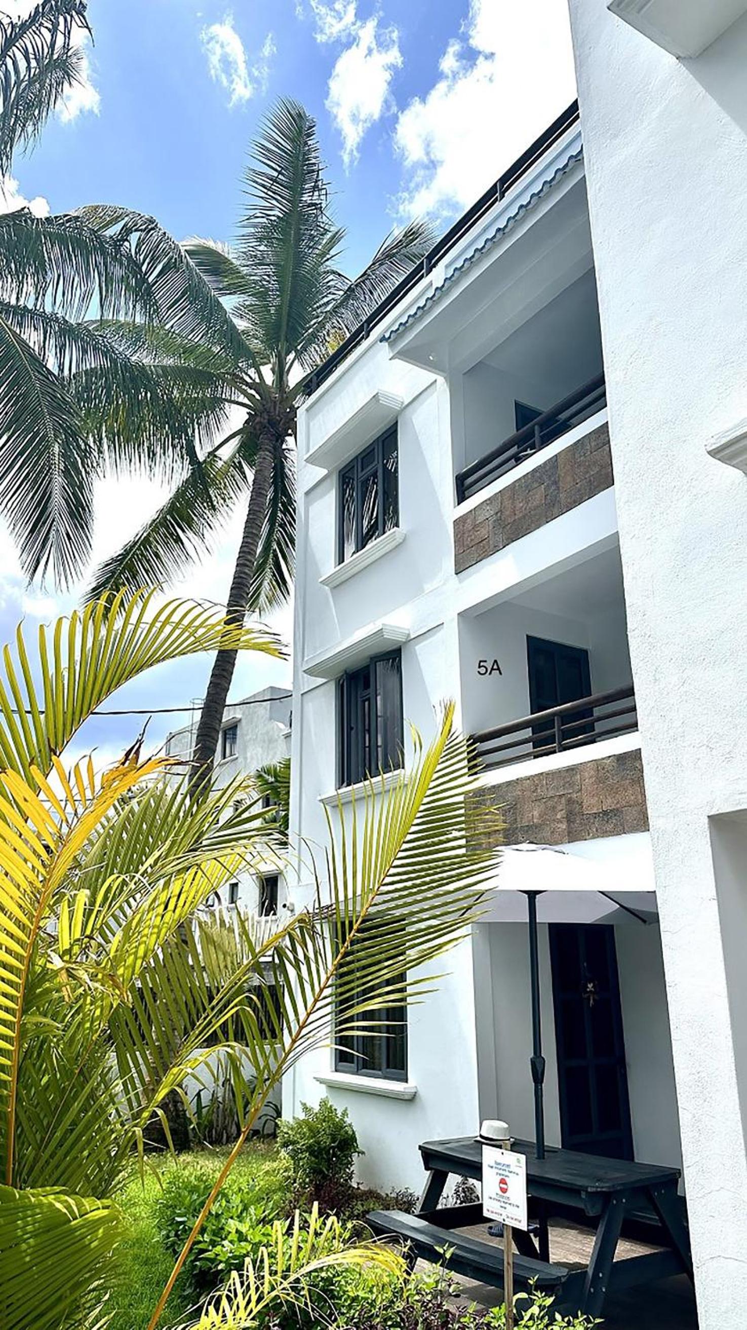 Les Cerisiers - Beach Apartment with Pool, Few Steps to the Beach — photo 4