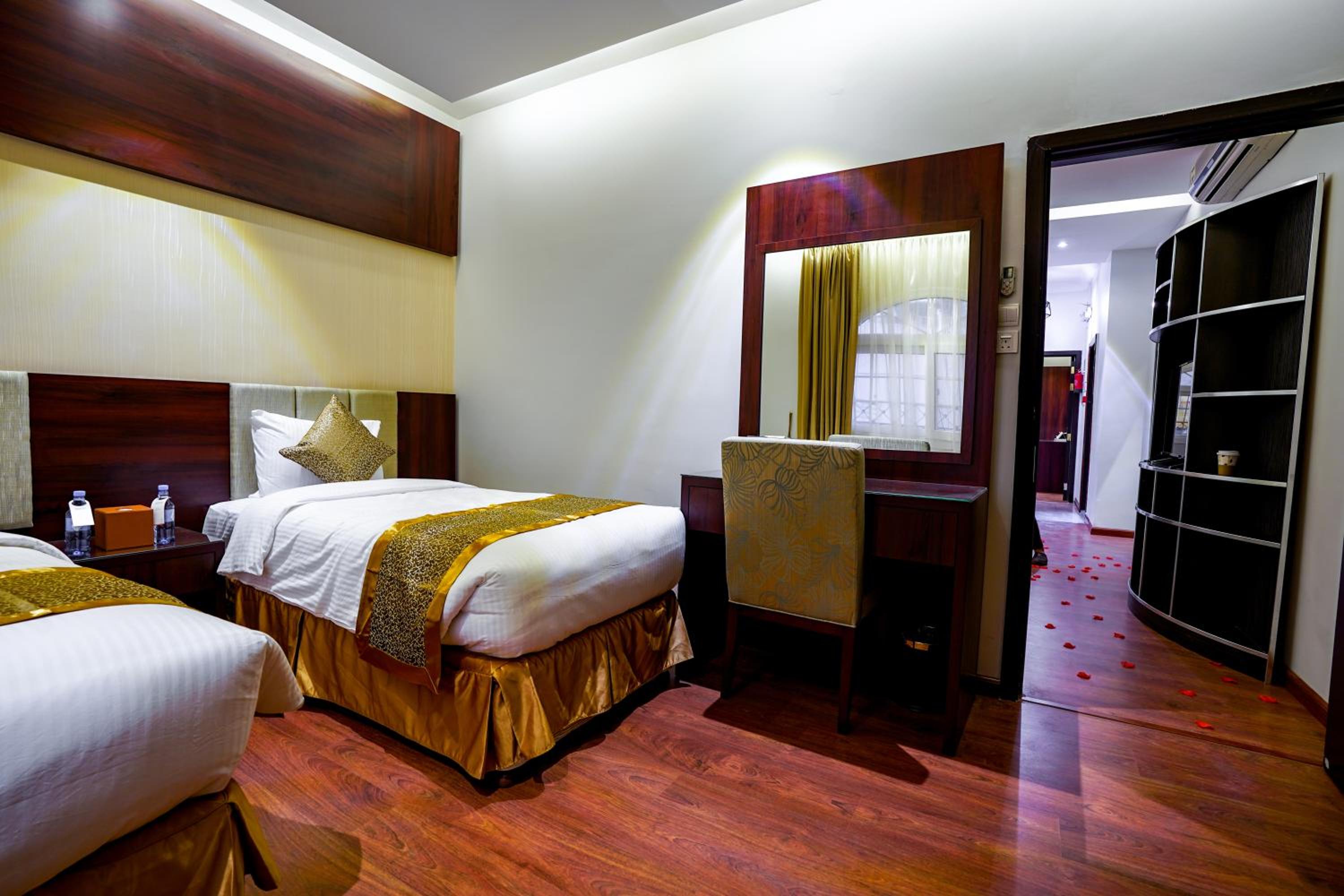 Meral Oasis Hotel Villas