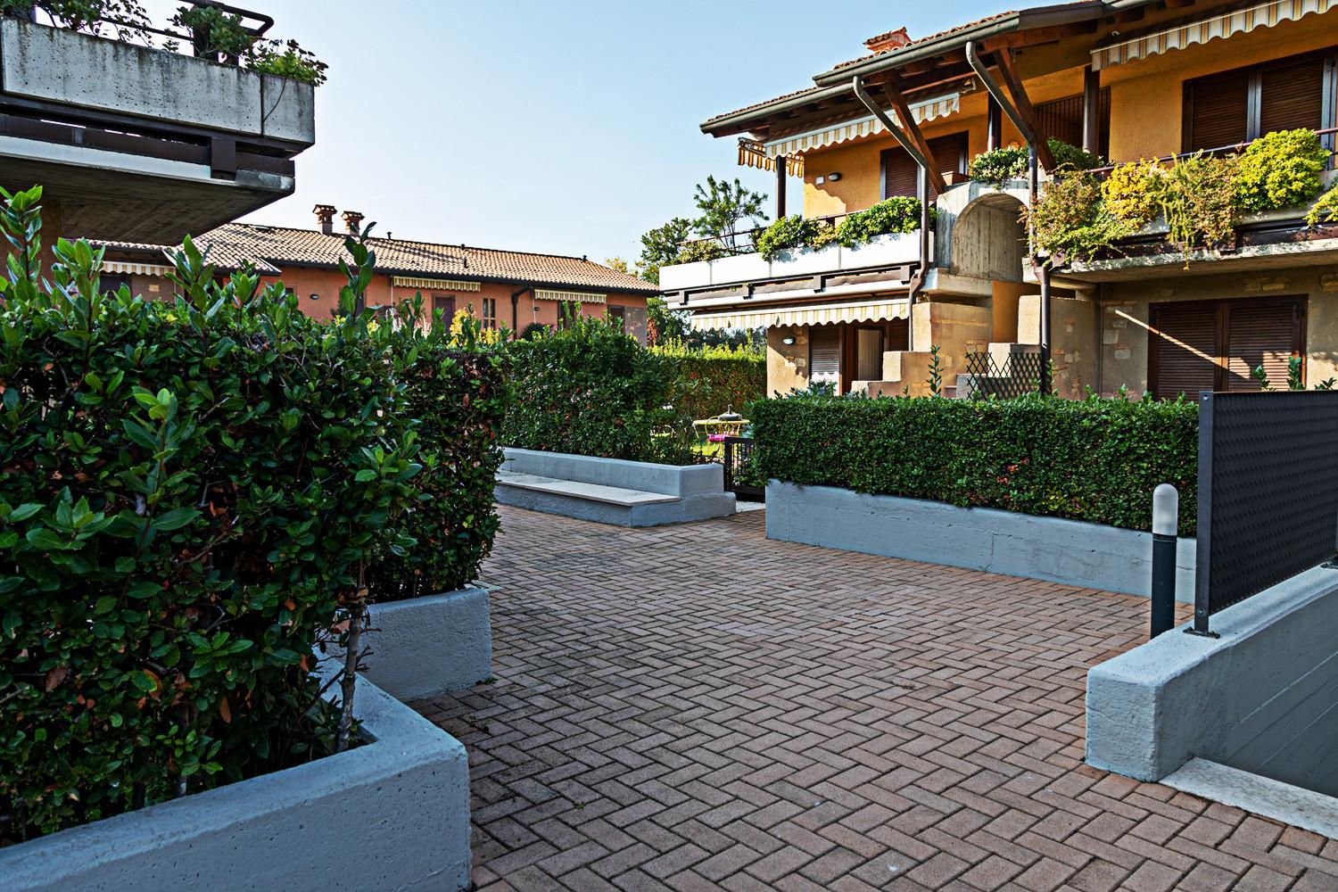 APARTMENT IRIS - Regarda Travel view 4