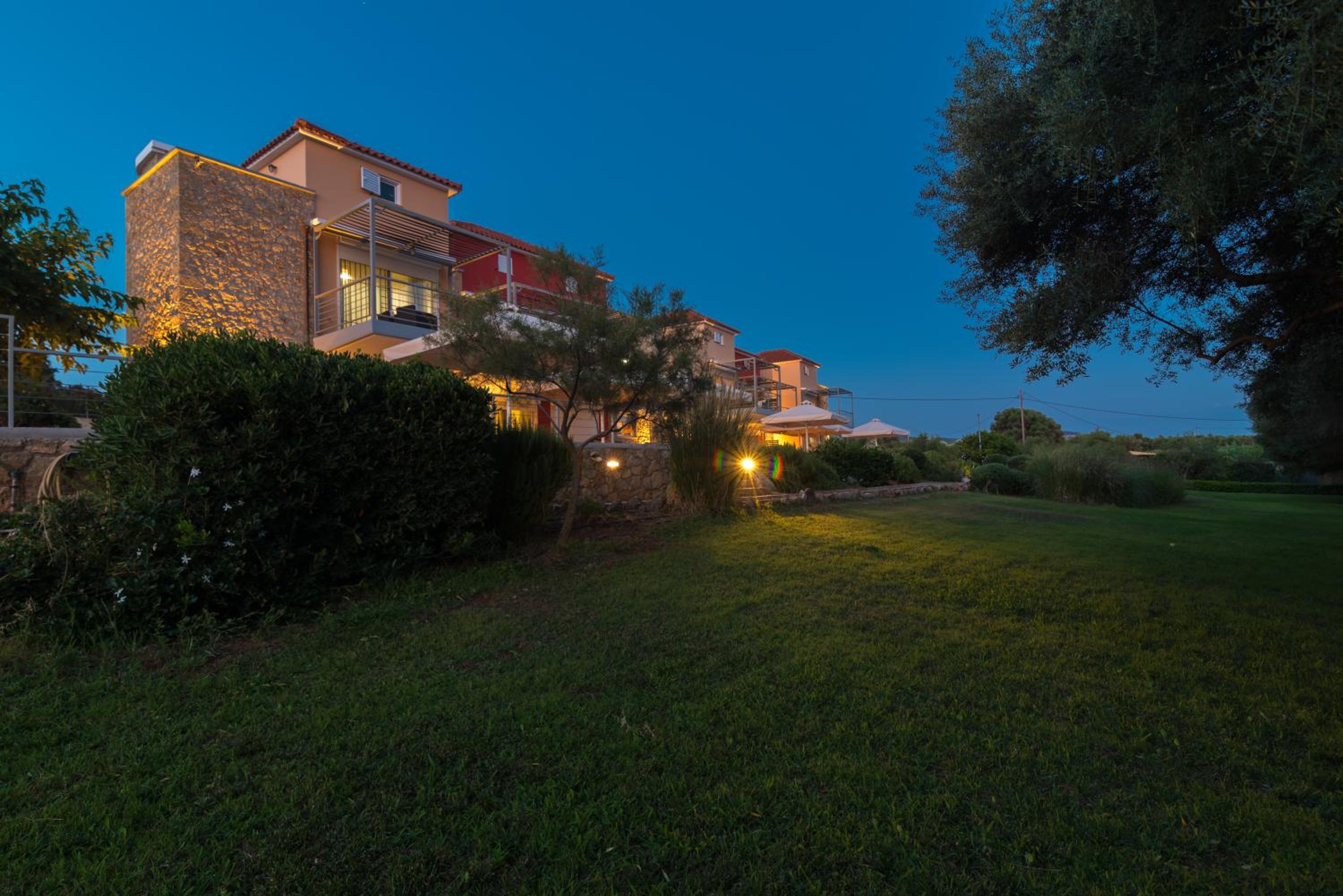 Dialiskari Villas