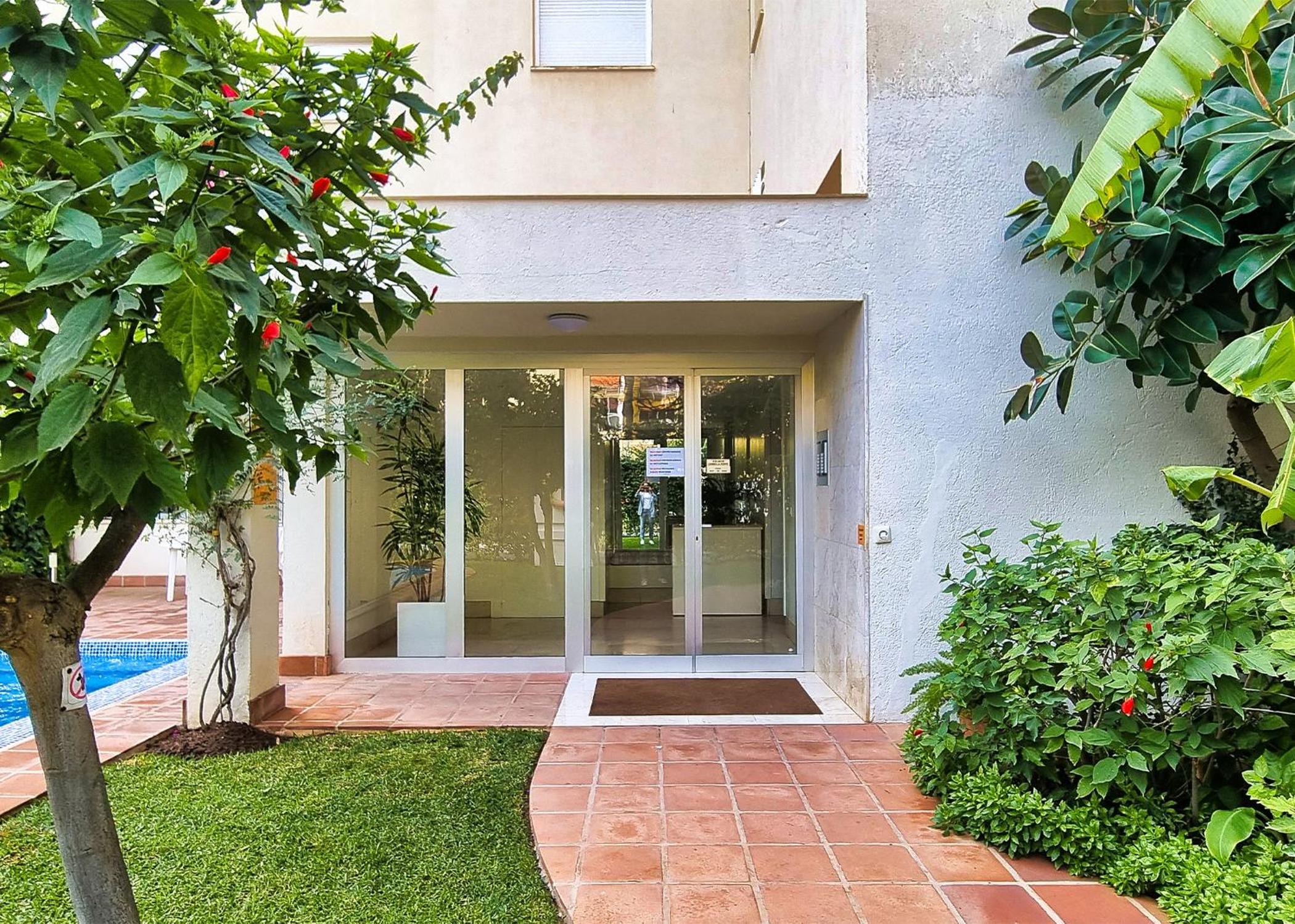 Magnificent One Bedroom Apartment in Marbella Center