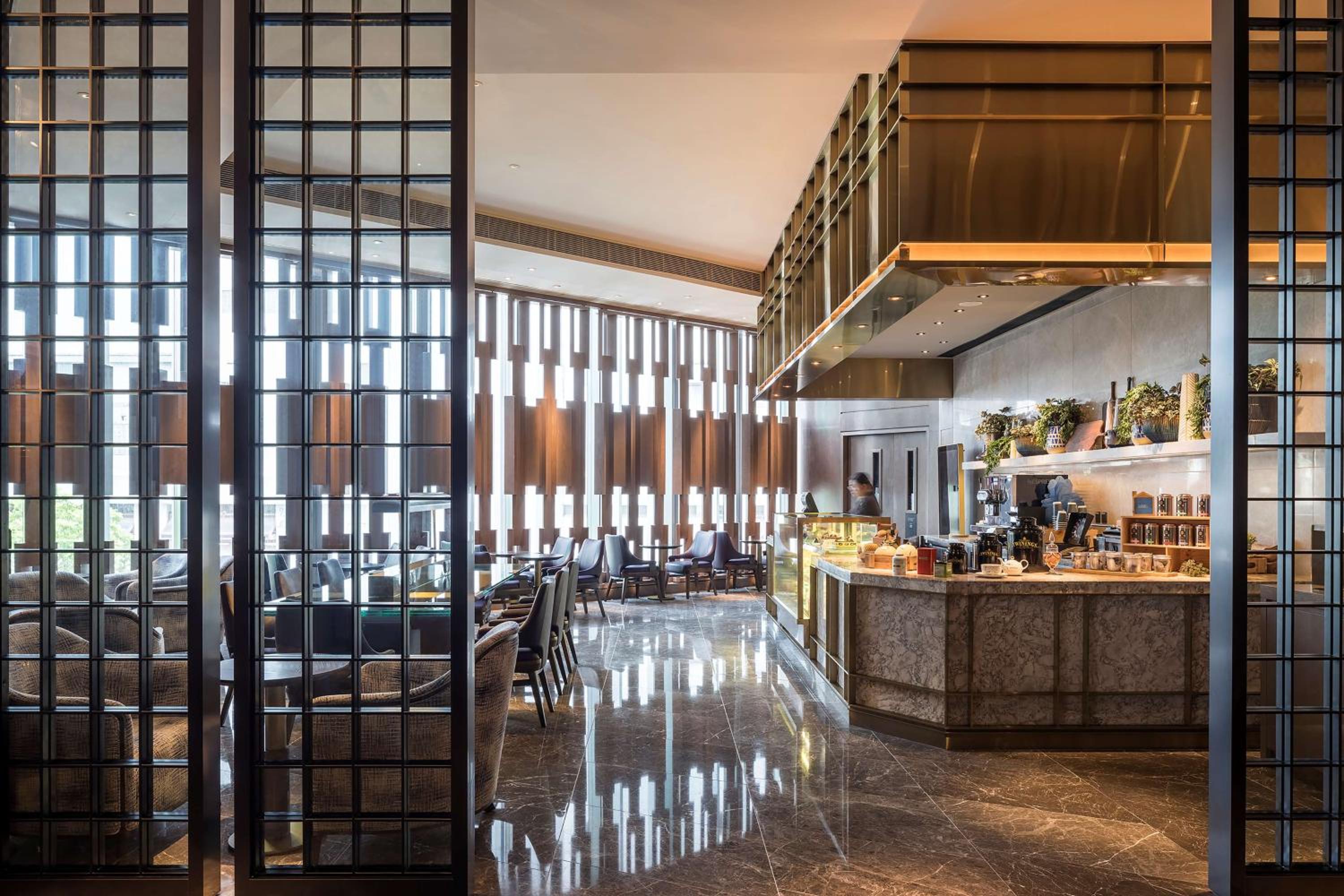 Hyatt Centric Victoria Harbour Hong Kong 6