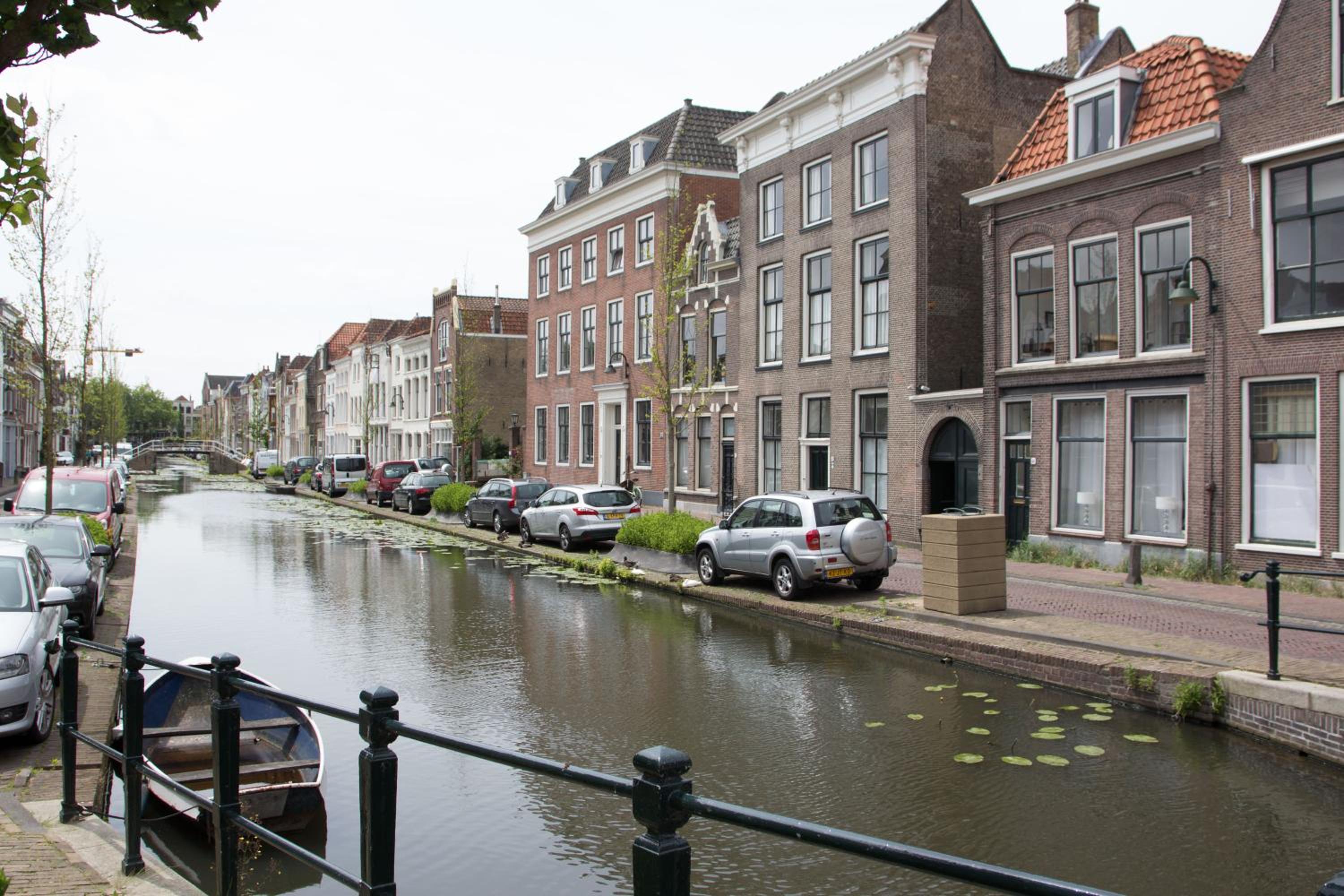Canal House in Historic City Center Gouda view 2