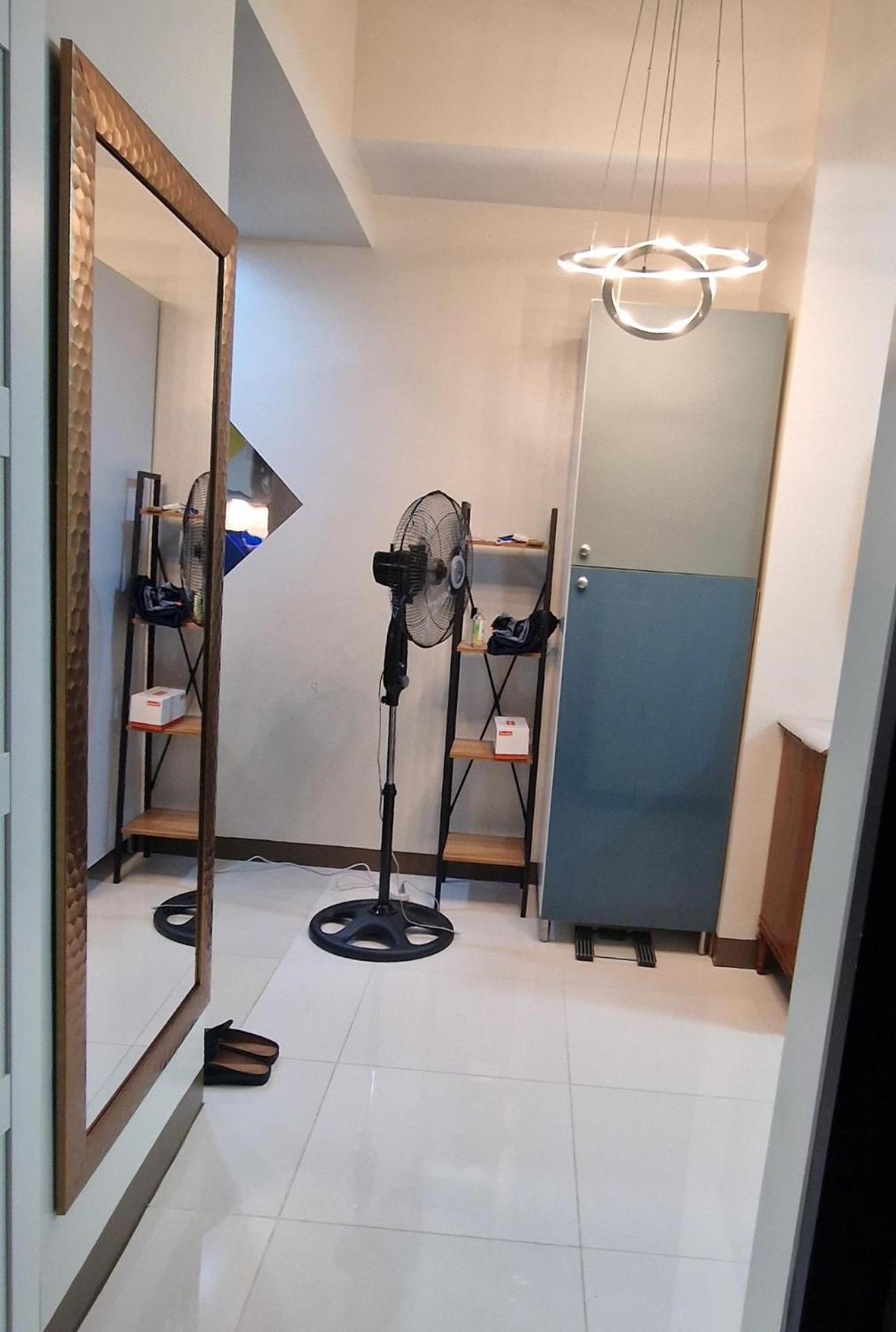 1 Bed Apartment Sleeps 2 with Parking view 3