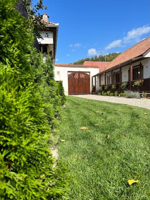 Casa Matteo - Rustic & cosy getaway in Zărnești, photo 54